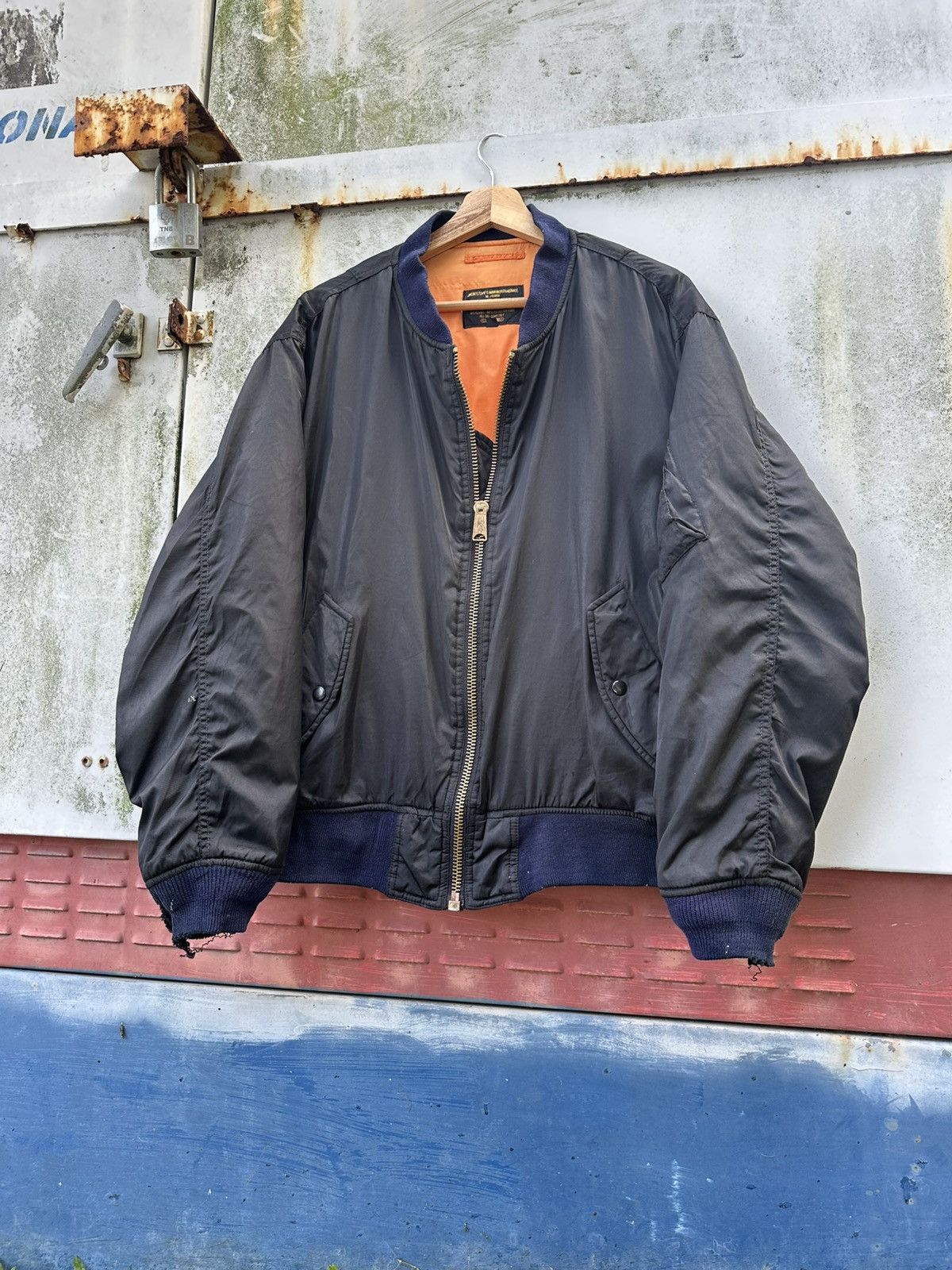 Vintage 🪖Vintage THRASHED MA-1 Man Intermediate Bomber Jacket Size US M / EU 48-50 / 2 - 5 Thumbnail