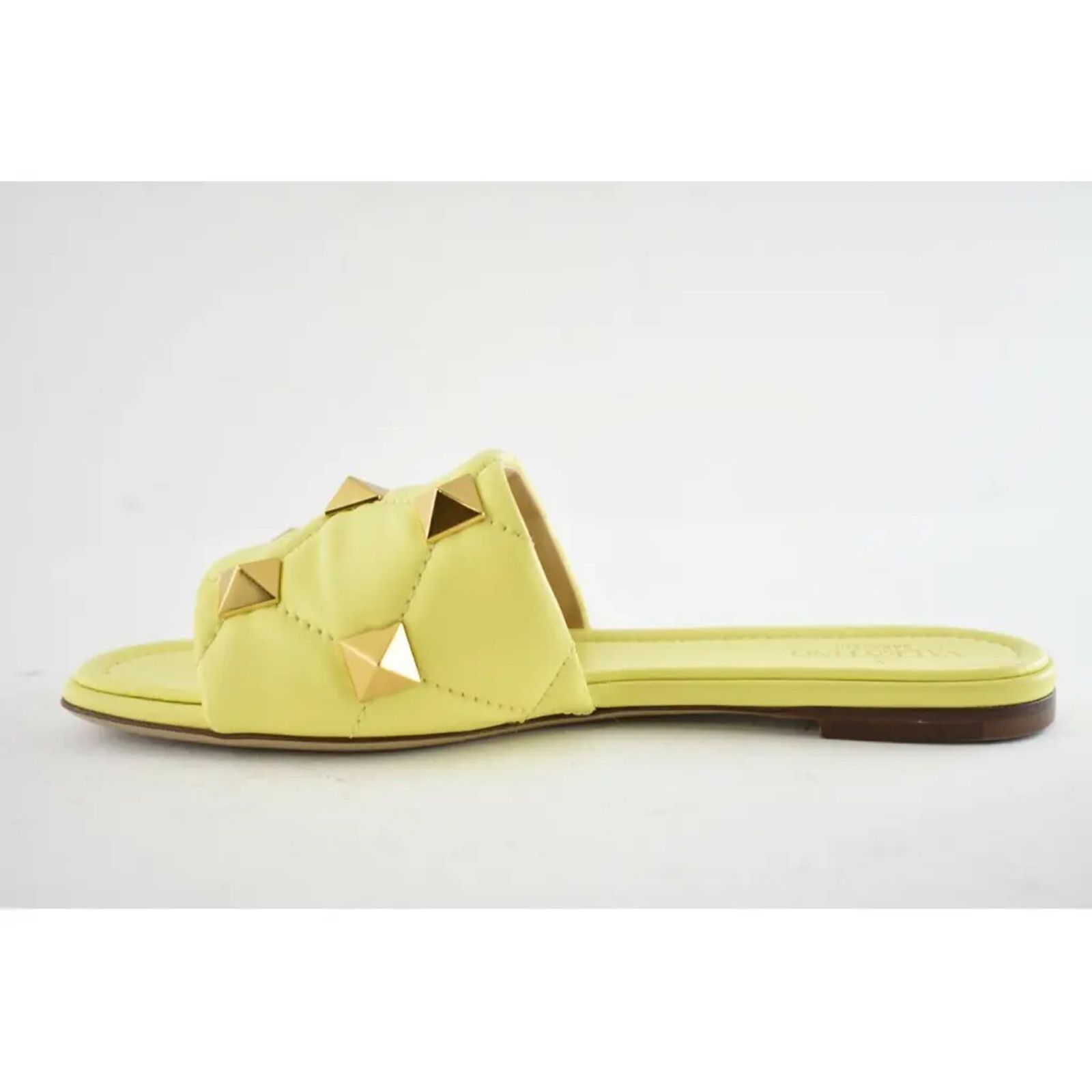 Valentino Valentino Rockstud Roman Stud Lime Yellow Leather Quilted Size US 5 / IT 35 - 8 Thumbnail