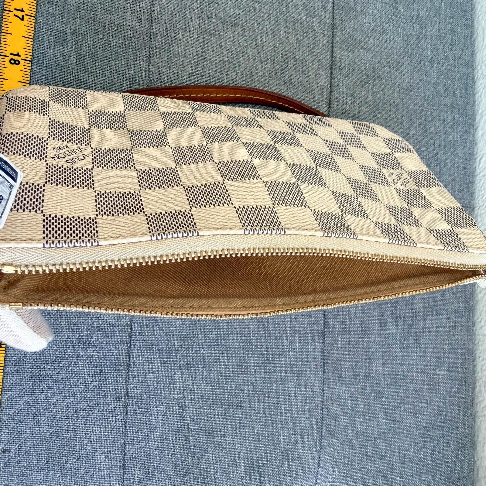 Louis Vuitton Authentic Louis Vuitton Damier Azur Pochette Accessories Bag Size ONE SIZE - 5 Thumbnail