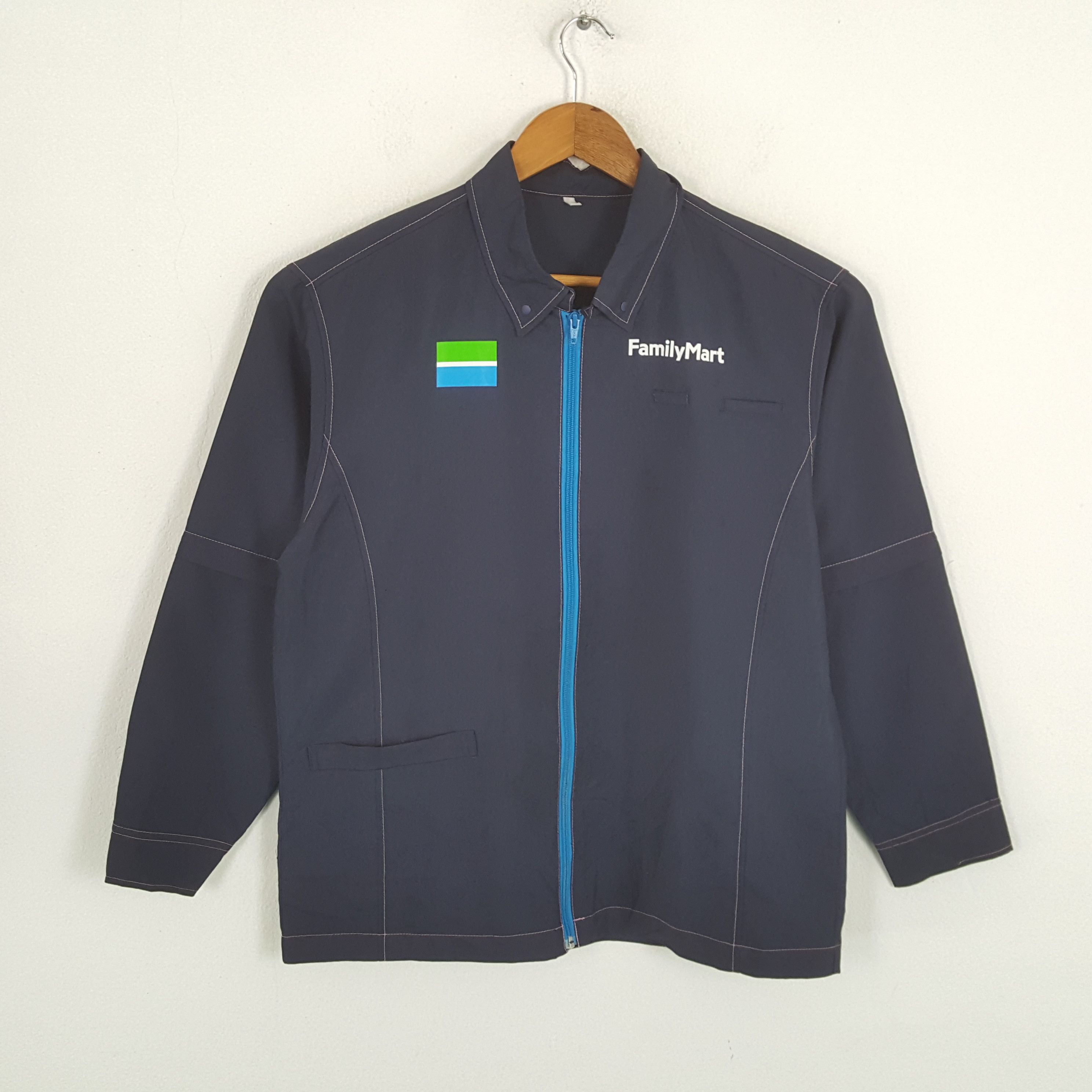 Japanese Brand × Vintage Vintage FAMILY MART Japanese Uniform Shirt Jacket Size US M / EU 48-50 / 2 - 1 Thumbnail