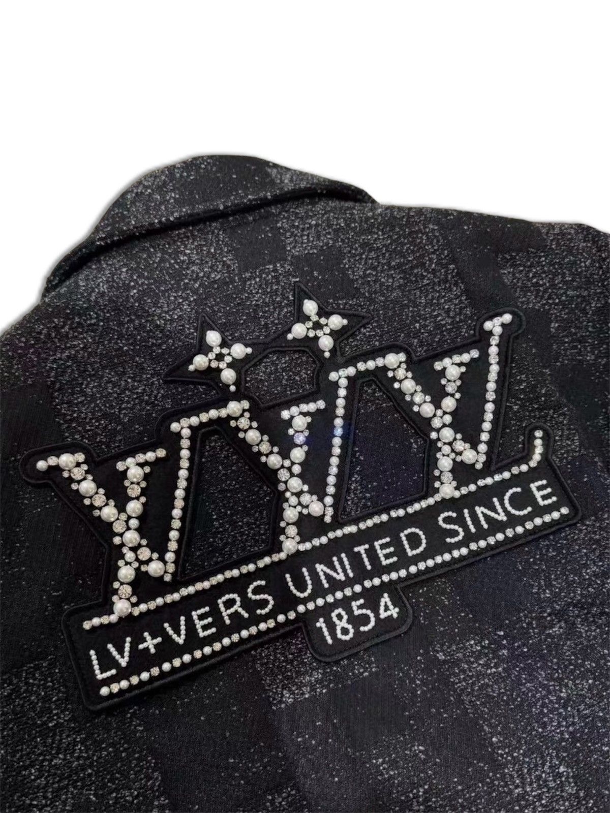 Louis Vuitton Louis Vuitton 52 Pearl swarovski Embroidered Baseball Jacket Size US L / EU 52-54 / 3 - 3 Thumbnail