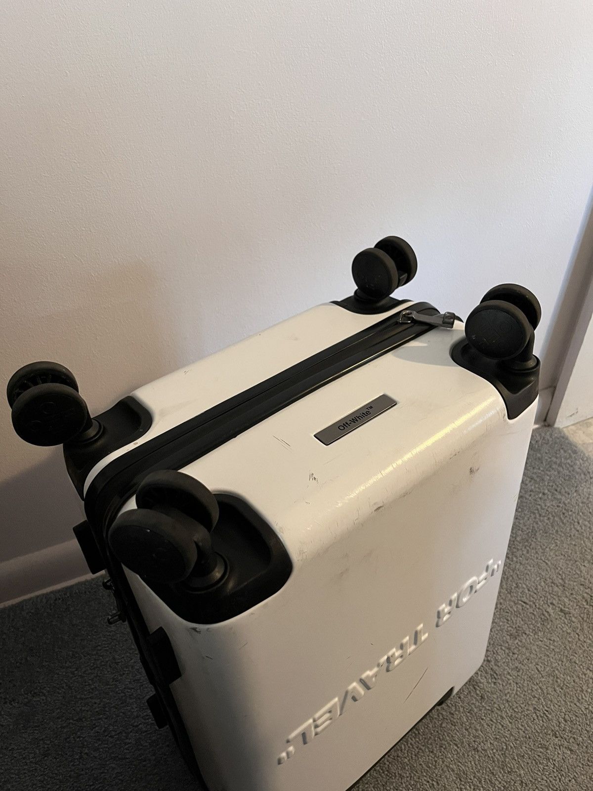 Off-White Off white “for travel” WHITE suitcase RARE Size ONE SIZE - 6 Thumbnail