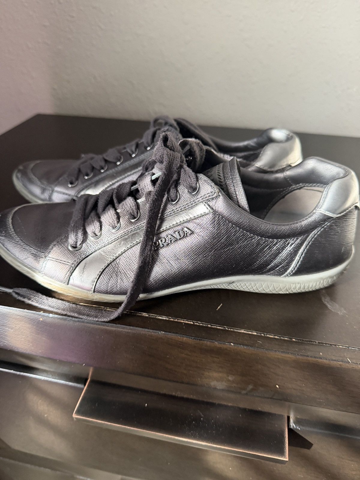 Prada Prada women shoessize 8 Size US 8 / EU 41 - 2 Thumbnail