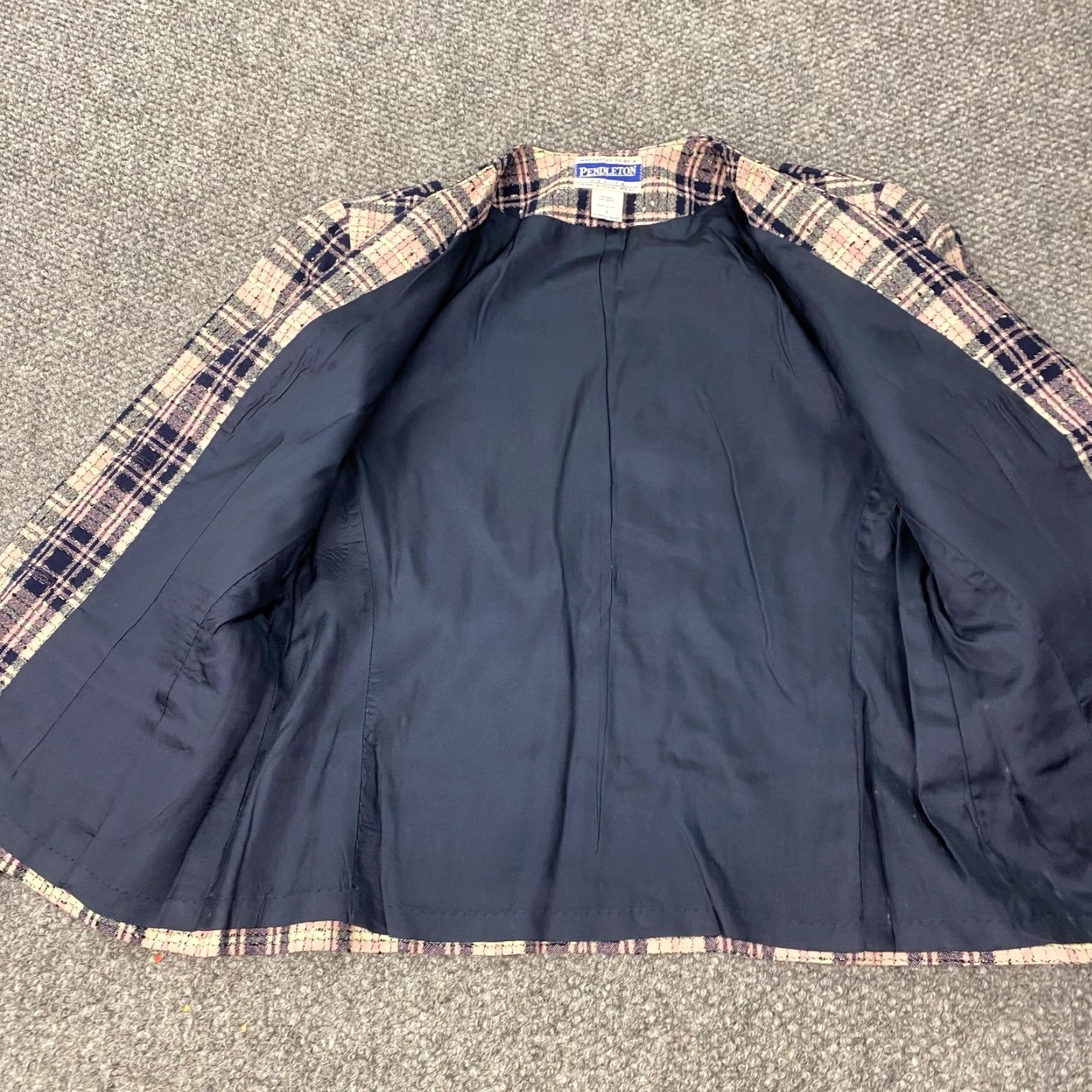 Pendleton VINTAGE Pendleton Blazer Womens 8 Petite Plaid Wool 3 Button Blue 90s Business Womens Size M / US 6-8 / IT 42-44 - 7 Thumbnail