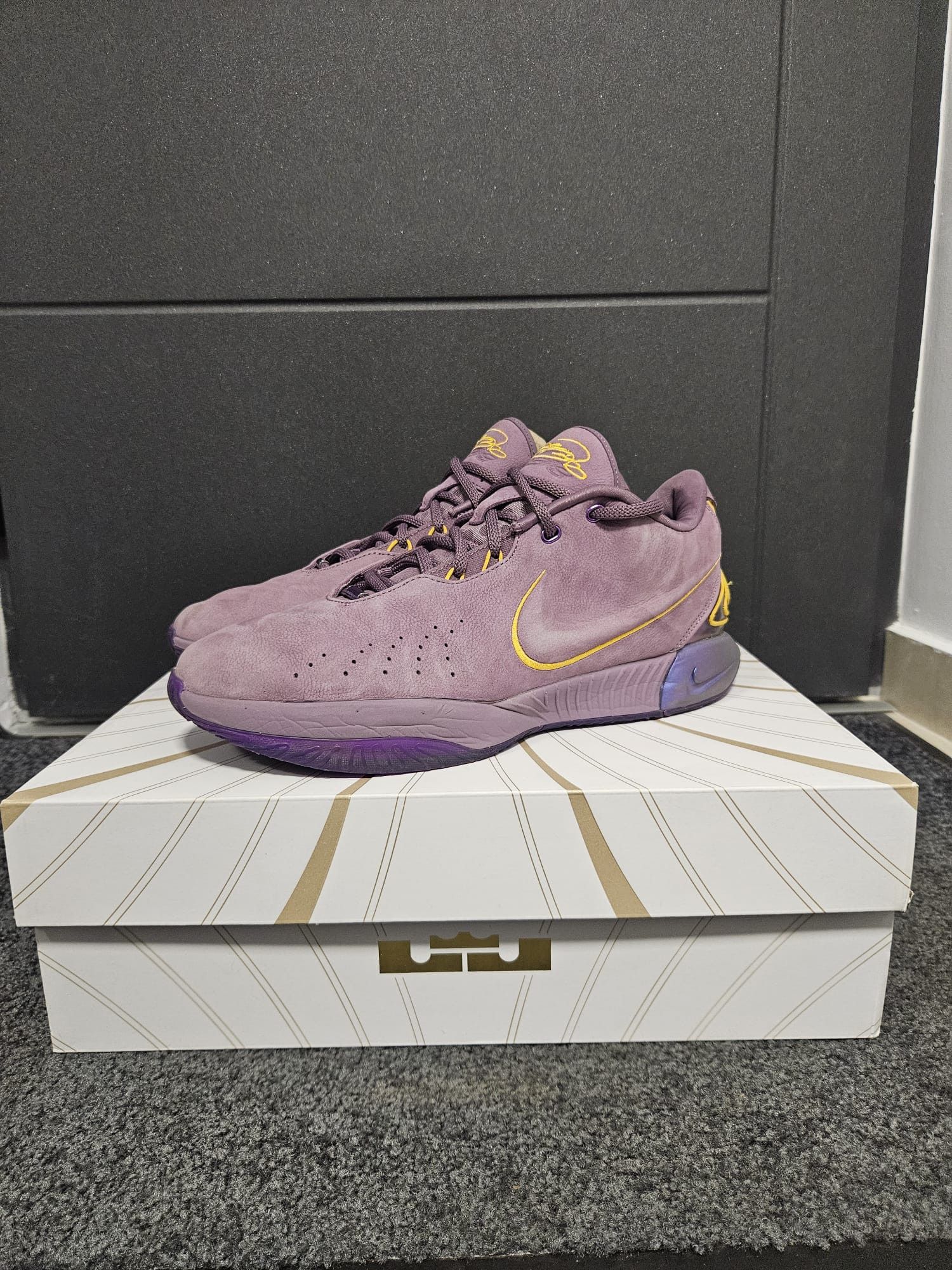 Nike Nike LeBron 21 Purple Rain Size US 13 / EU 46 - 4 Thumbnail