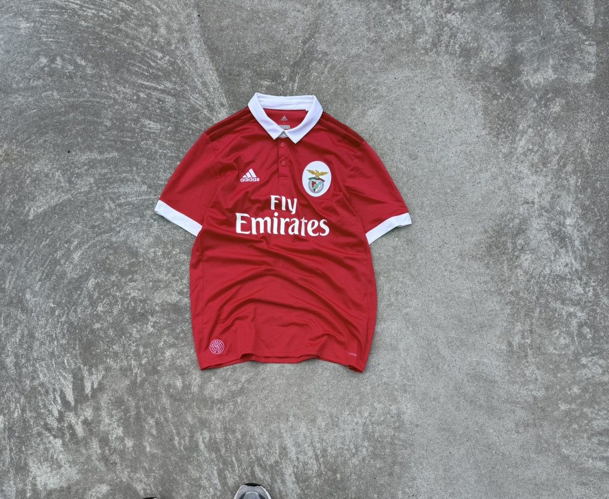 Adidas Vintage Adidas FC Benfica soccer streetwear football t-shirt Size US L / EU 52-54 / 3 - 7 Thumbnail