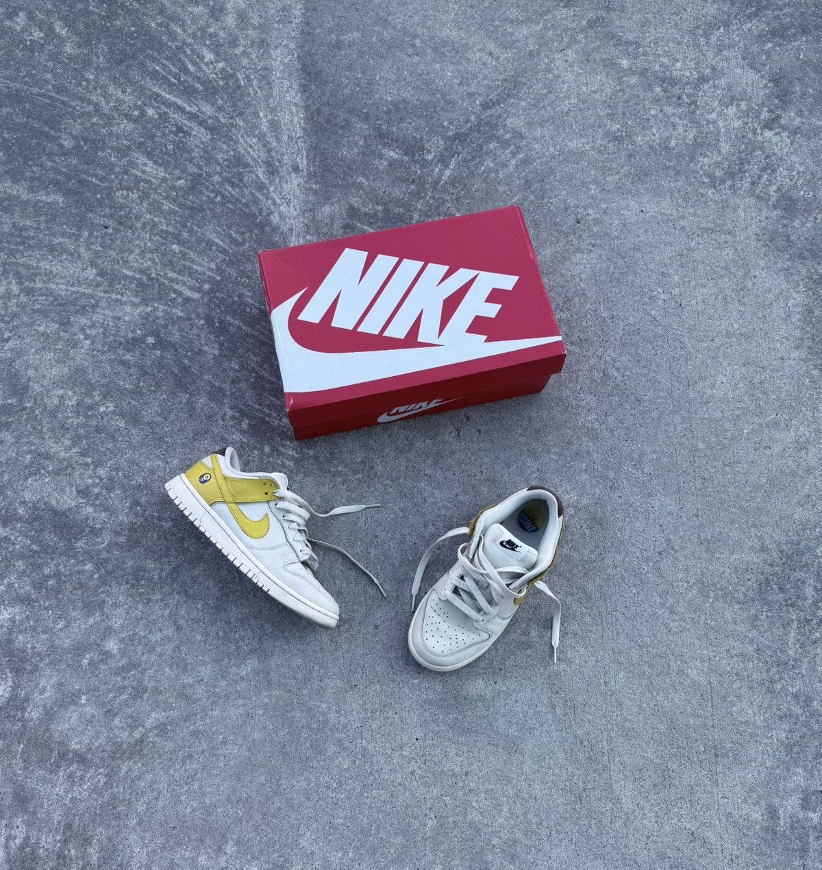 Nike W NIKE DUNK LOW LX y2k streetwear track sneakers Size US 7.5 / IT 37.5 - 2 Thumbnail