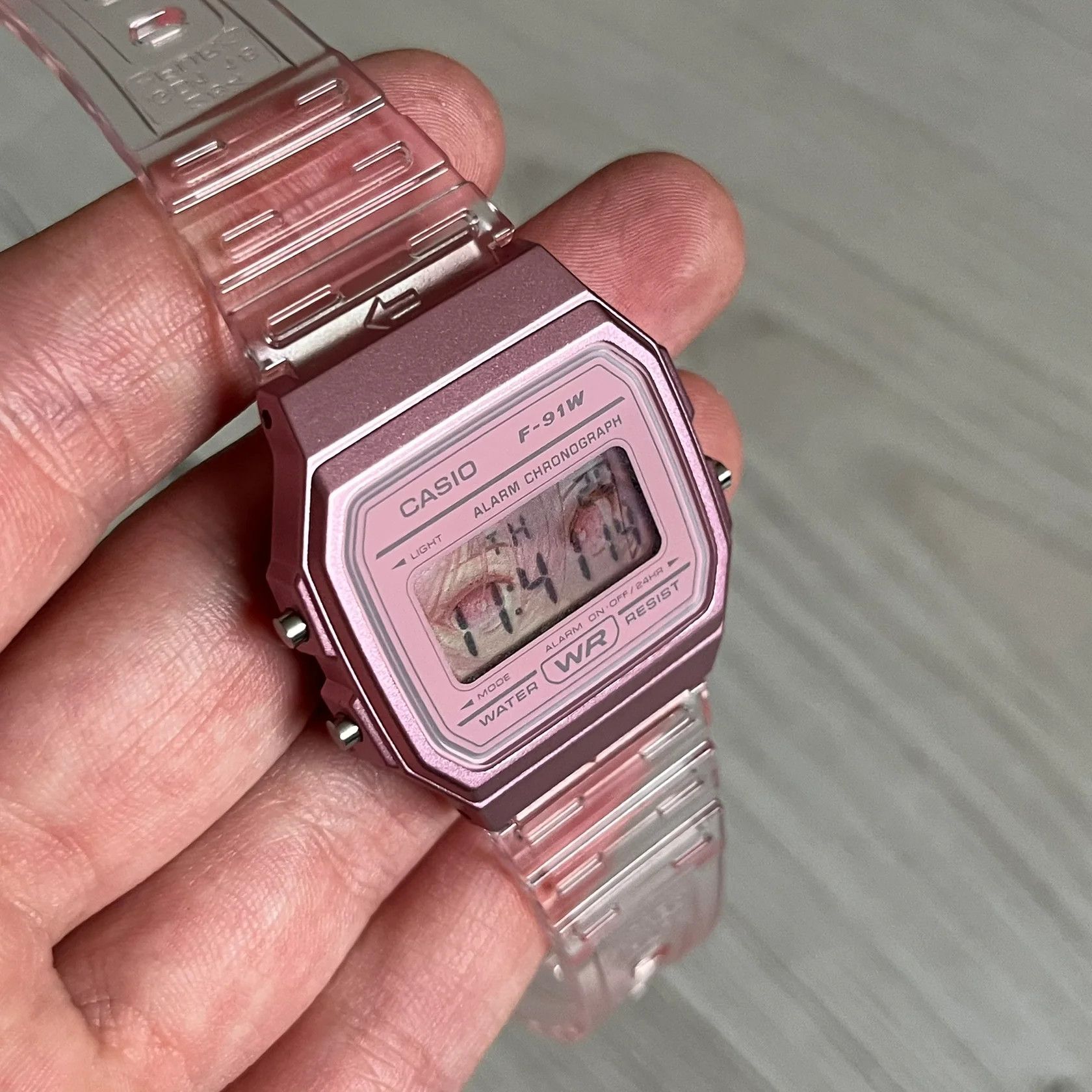 Casio Casio F-91W "Love Eyes" Pink Digital Watch Size ONE SIZE - 7 Thumbnail