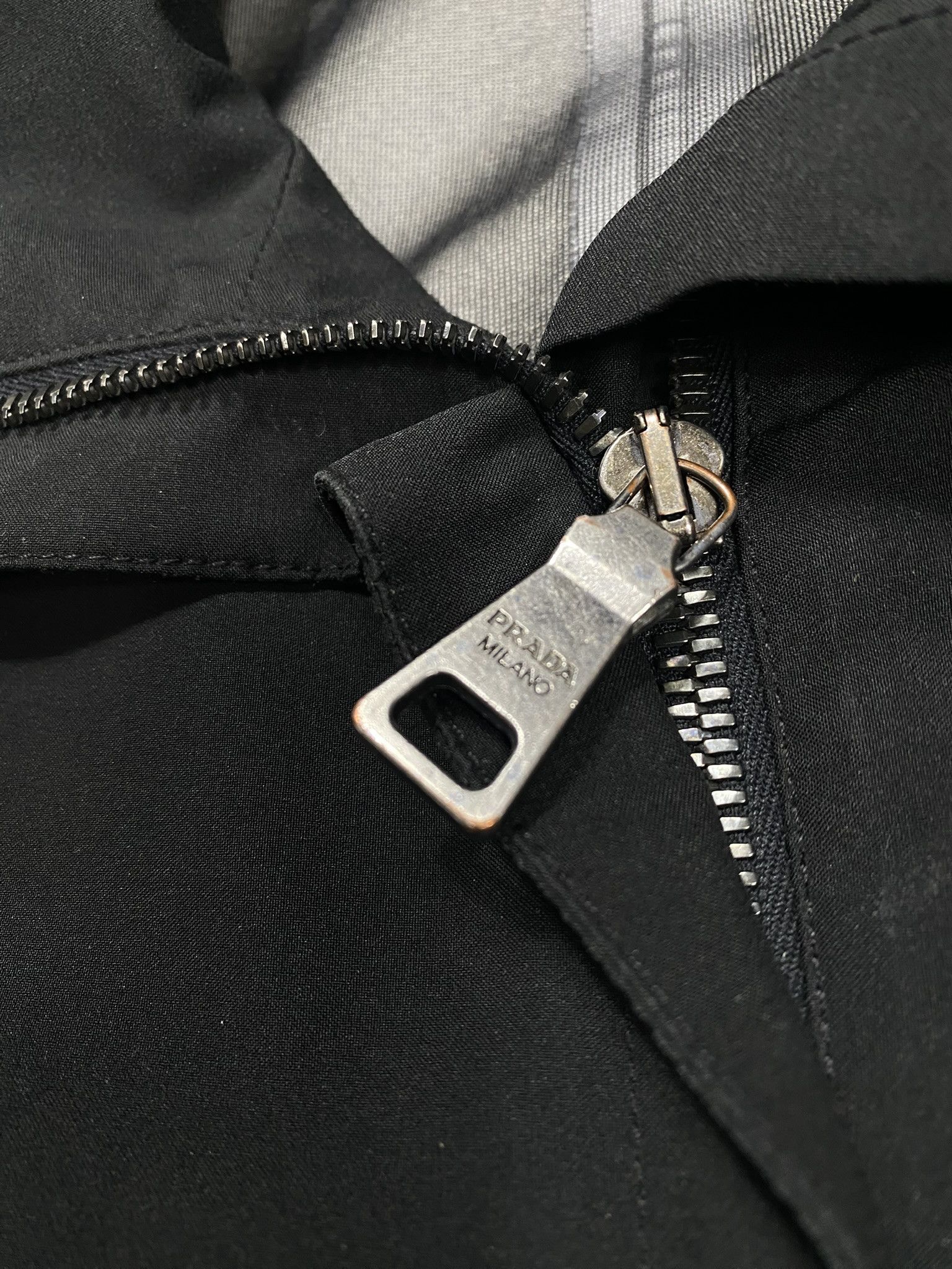 Prada Prada Vintage Gore-Tex Windbreaker Women's Jacket Size 44 Size S / US 4 / IT 40 - 11 Thumbnail