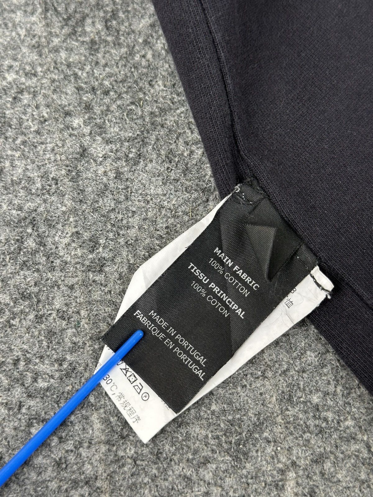Vetements Vetements - Demna Gvasalia A/W18 Inside Out Oversize T-Shirt Size US L / EU 52-54 / 3 - 16 Thumbnail