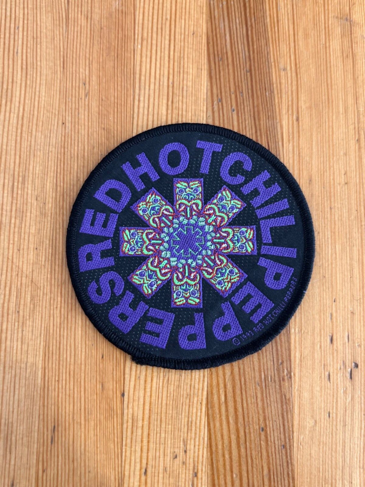 Band Tees Vintage 90s Red Hot Chilli Peppers RHCP Band Small Patch Size ONE SIZE - 1 Thumbnail