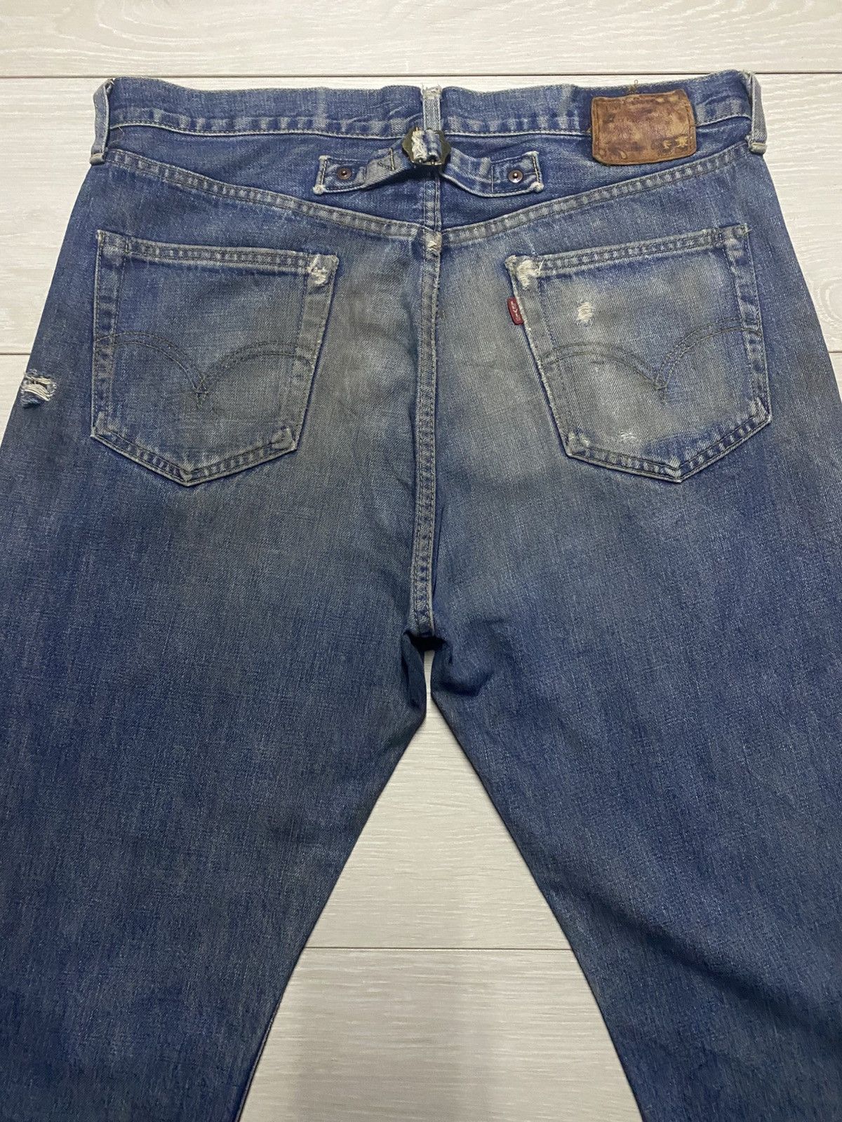 Levi's Vintage Levis 702xx Big E Japan Buckle Back Destroy Baggy Size US 35 - 19 Thumbnail