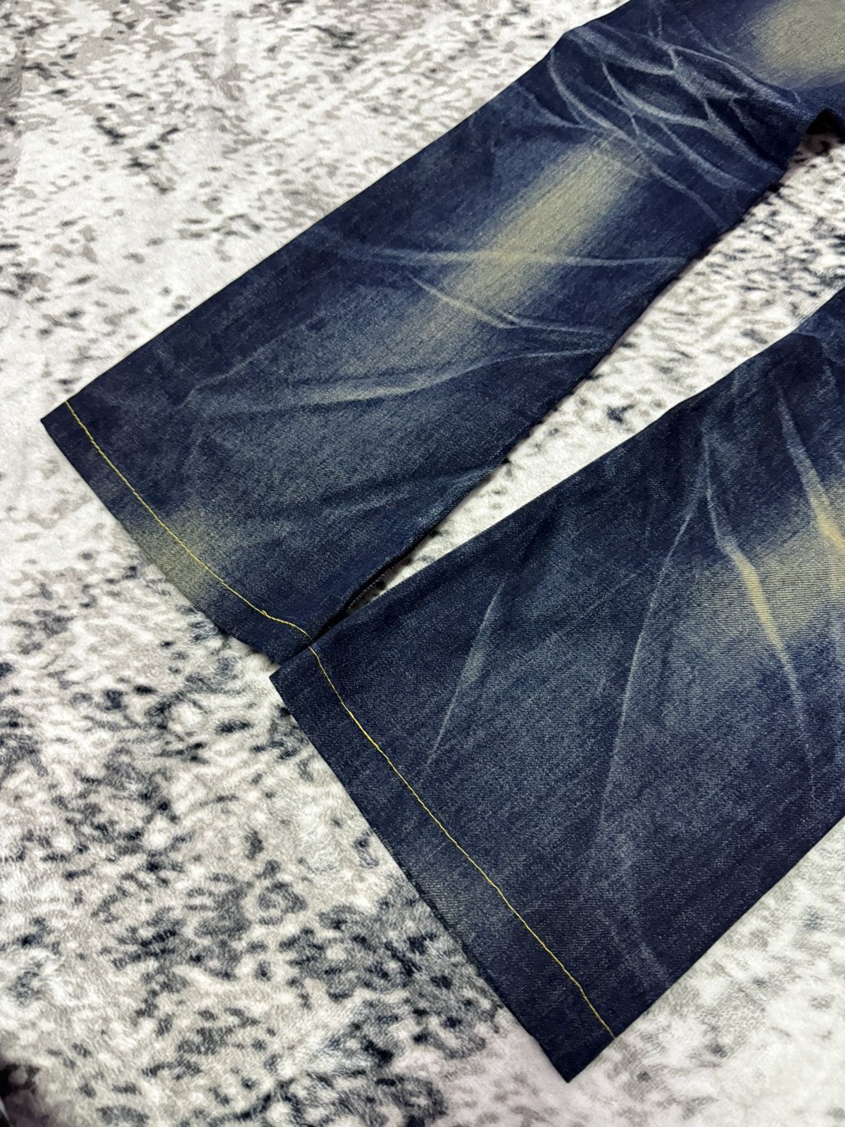 Japanese Brand Lolita Japan Low Rise Mud Wash Embellished Flare Jeans Size US 28 / EU 44 - 6 Thumbnail