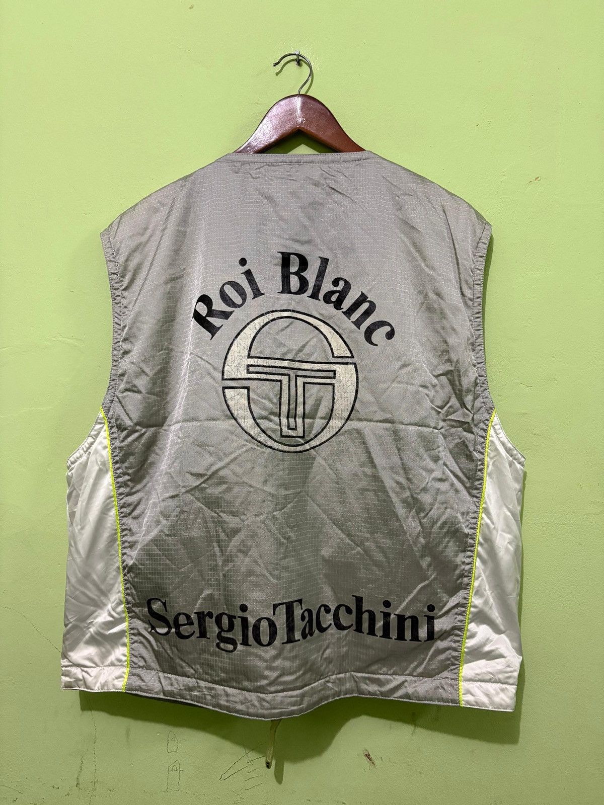 Sergio Tacchini Vintage Sergio Tacchini Roi Blanc Vest Big Logo Design Size US L / EU 52-54 / 3 - 6 Thumbnail