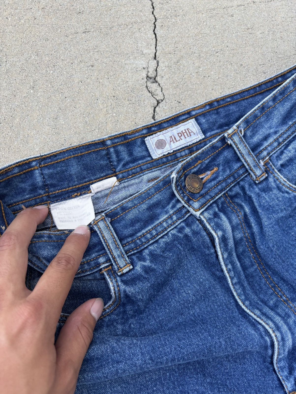 Vintage 1970s Dark Wash Cowboy Flare Jeans Size US 28 / EU 44 - 3 Thumbnail