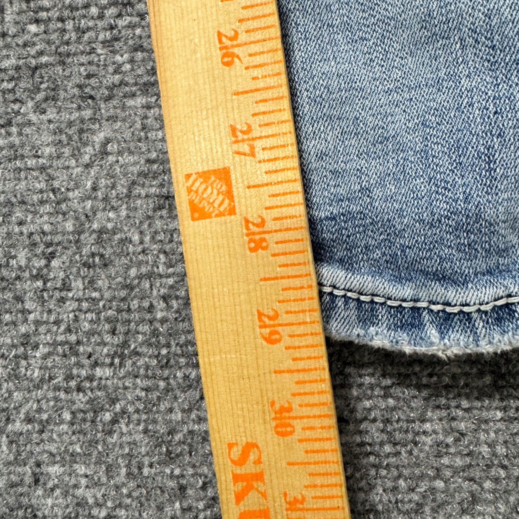 BKE BKE Jeans Women's 26x29 Alec Light Wash Cotton Blend Embroidered Y2K Shirt? Size 26" / US 2 / IT 38 - 6 Thumbnail