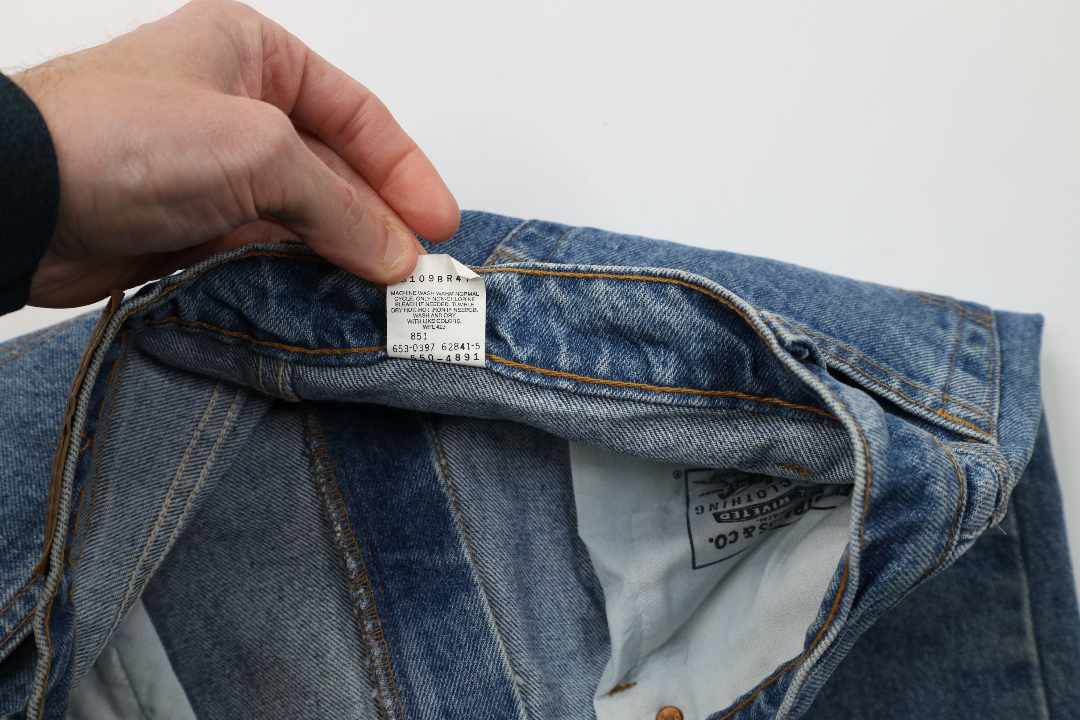 Levi's Vintage 90s Levis 550 Fit Denim Jeans Blue Cotton USA Size US 36 / EU 52 - 11 Thumbnail