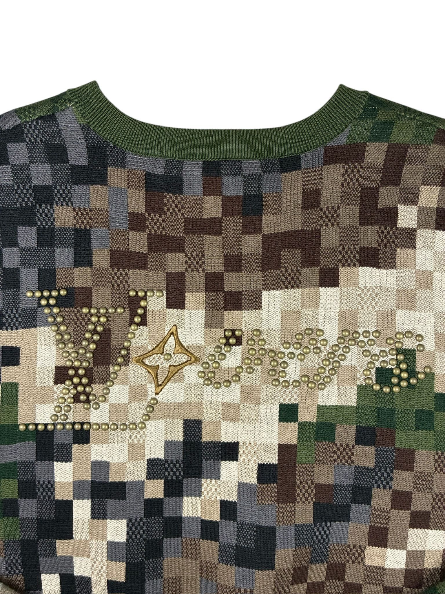 Louis Vuitton Louis Vuitton Pixelated Sweater By Pharrel Size US M / EU 48-50 / 2 - 5 Thumbnail