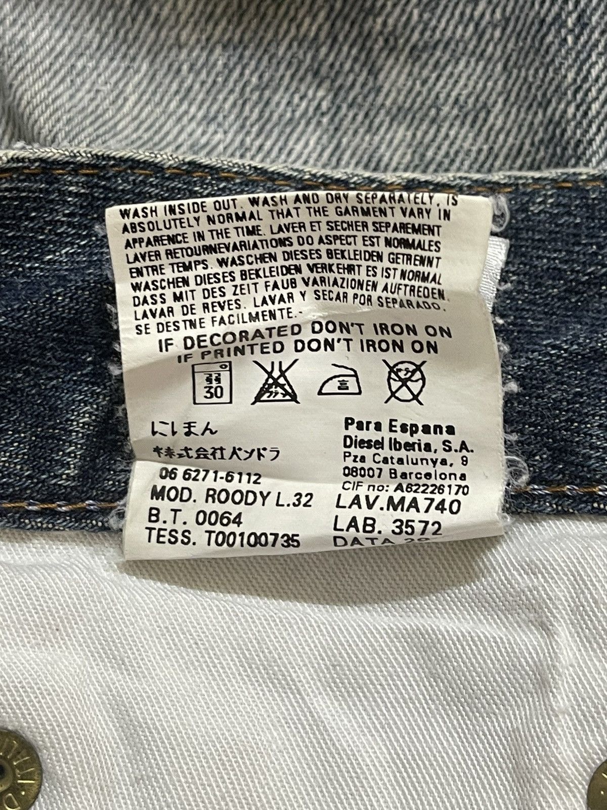 Diesel Vintage Diesel Industry Faded Wash Distressed Wide Leg Jeans Size US 32 / EU 48 - 12 Thumbnail