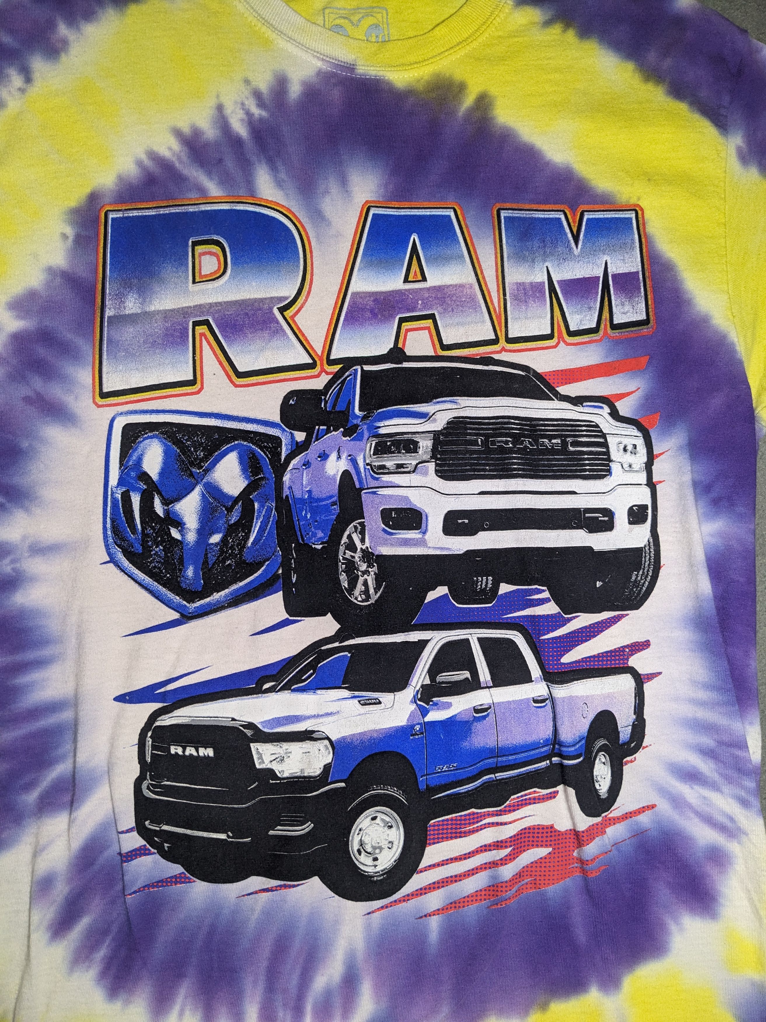 Vintage Dodge Ram Graphic Tee Tie Dye Medium Shirt Purple/Yellow Size US M / EU 48-50 / 2 - 2 Thumbnail