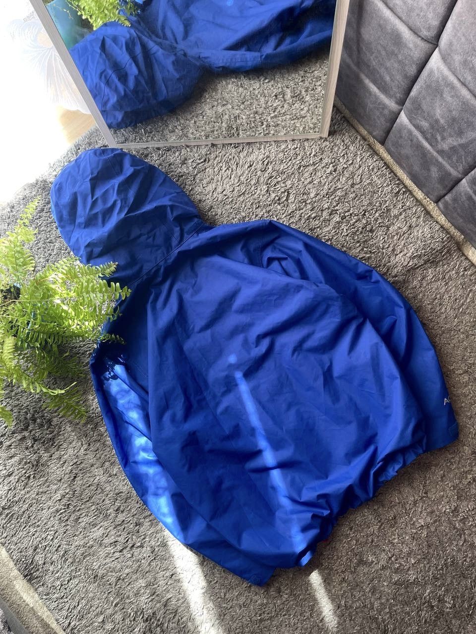 Berghaus Berghaus Light Jacket Gorpcore Outdoor Gore-Tex Logo Rare Size US M / EU 48-50 / 2 - 15 Thumbnail