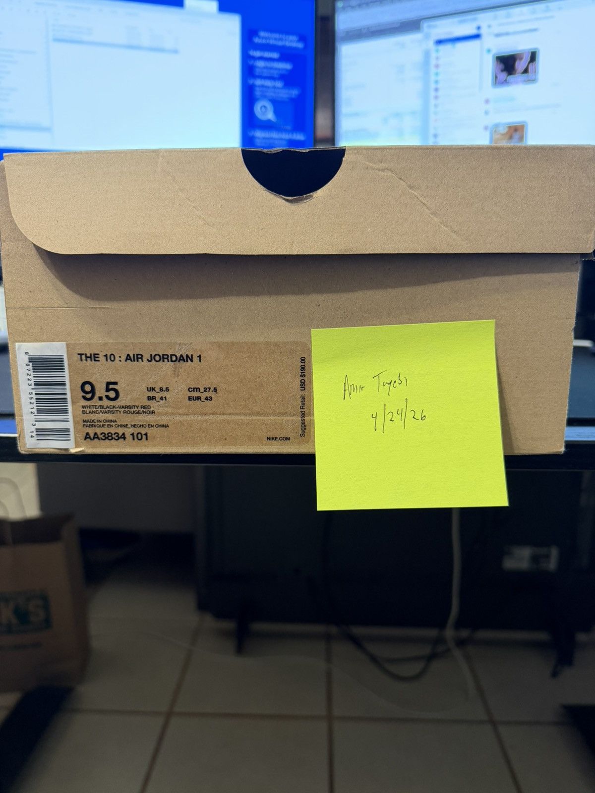 Nike × Off-White Off White Jordan 1 Chicago DS size 9.5 100% authentic Size US 9.5 / EU 42-43 - 24 Thumbnail