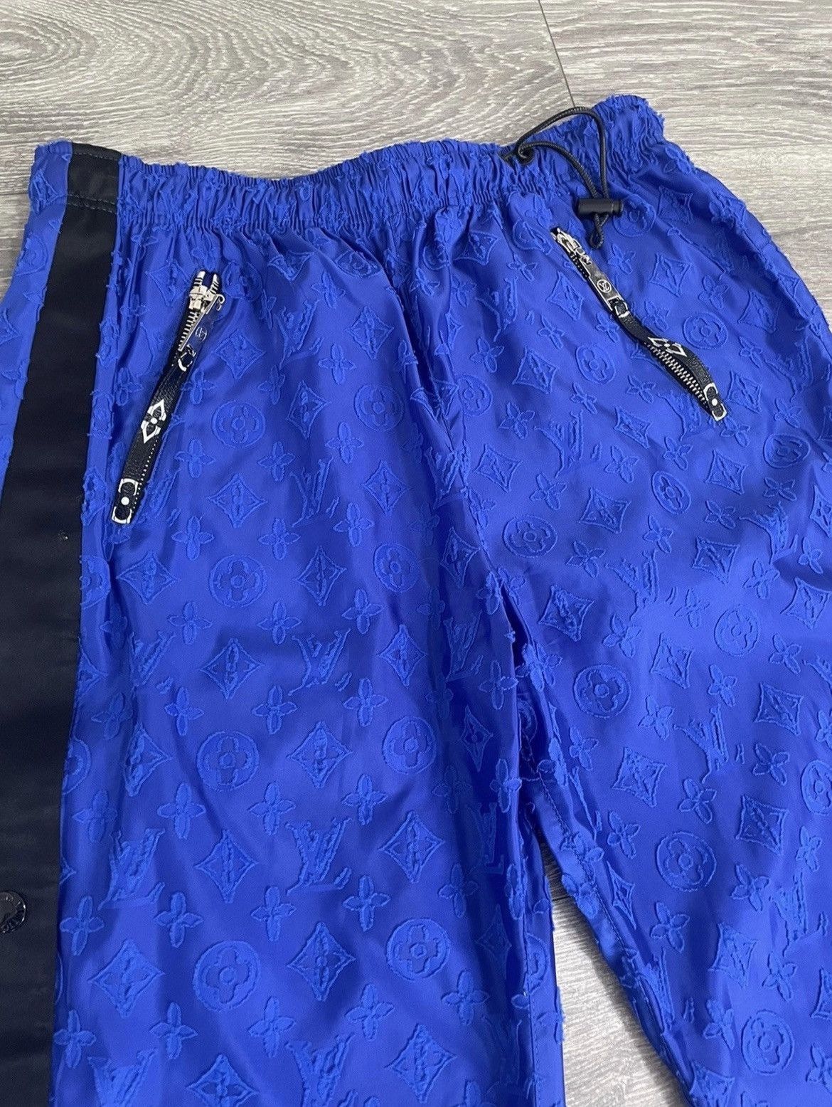 Louis Vuitton Louis Vuitton Track Pants Size US 29 - 6 Thumbnail