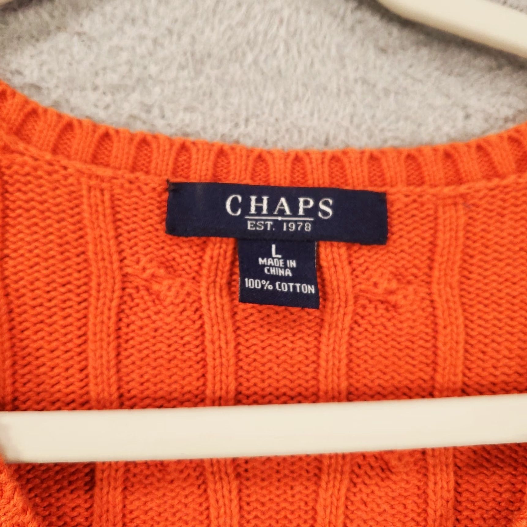 Chaps **Womens Chaps Cable Knit Orange Large Pullover V-Neck Sweater** User: **Chaps Womens Orange Cable Knit Large Pullover V-Neck Sweater** Size L / US 10 / IT 46 - 4 Thumbnail