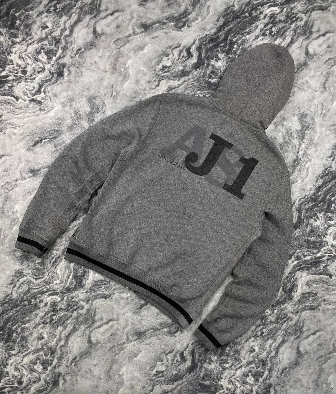 Armani Vintage Armani Jeans Hoodie Big Logo AJ Men Size L Gray Size US L / EU 52-54 / 3 - 1 Thumbnail