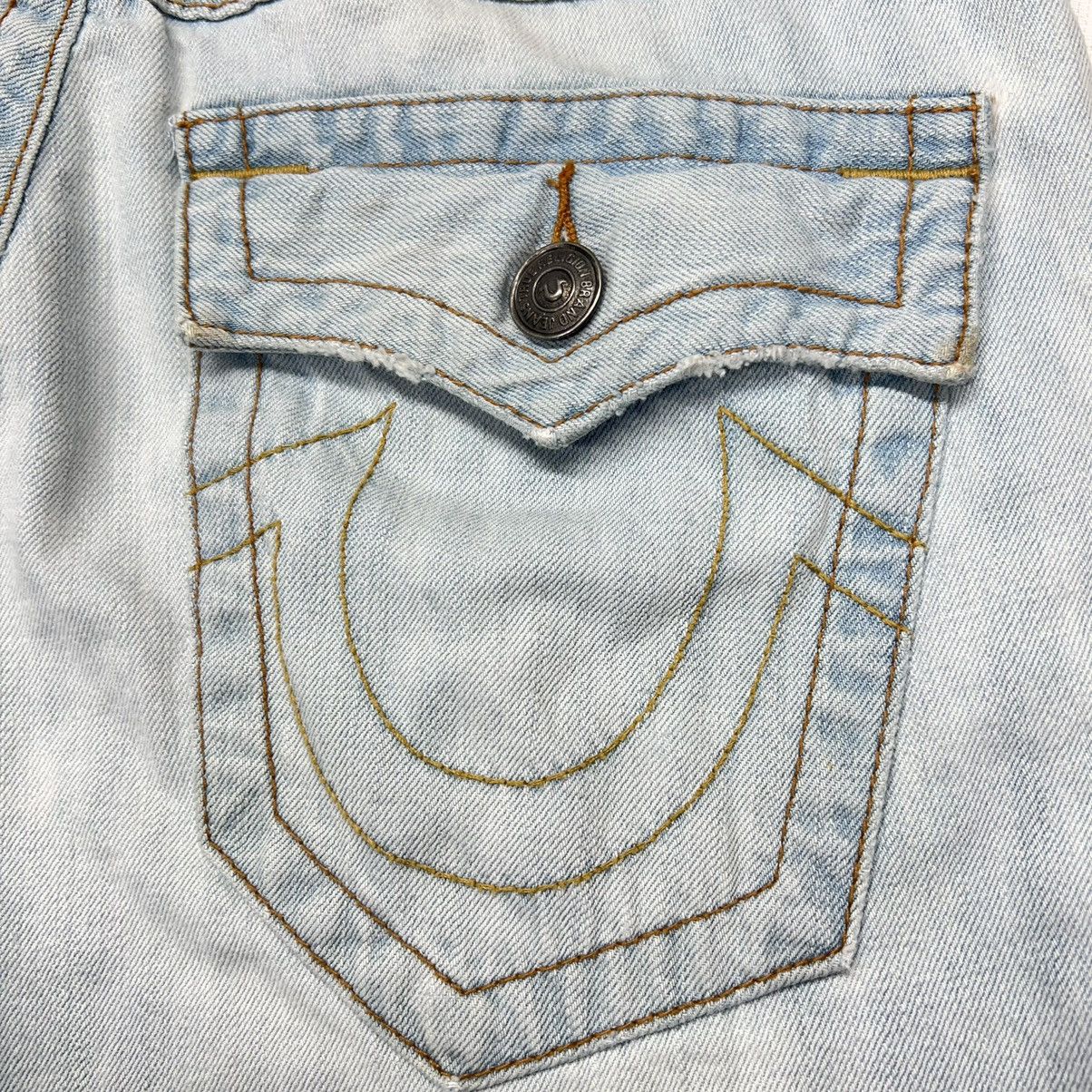 True Religion True Religion Jean Shorts Ricky Relaxed Straight Pocket Flap Size US 32 / EU 48 - 16 Thumbnail
