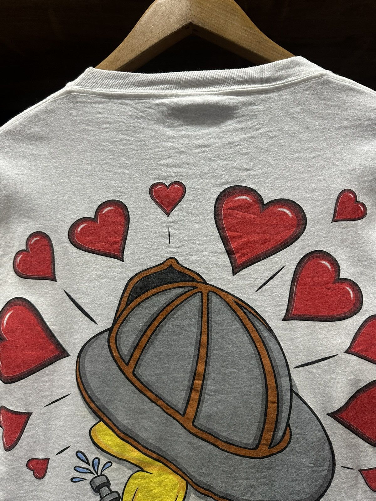 Cartoon Network Vintage 90s Tweety Love A Firefighter Backhit Cartoon Tee Size US L / EU 52-54 / 3 - 10 Thumbnail