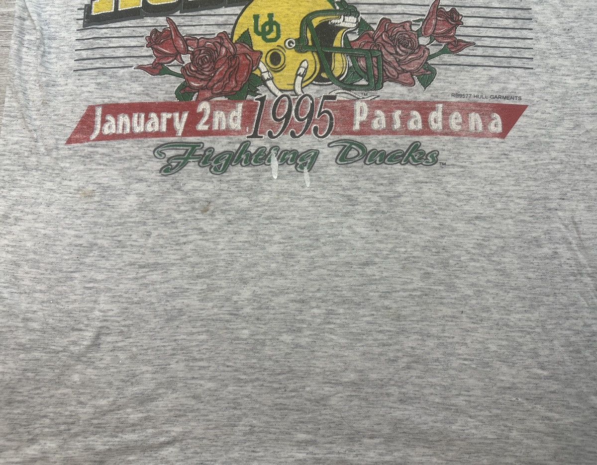 Gildan Vintage 90s Oregon Ducks Rose Bowl Single Stitched T-Shirt Size US L / EU 52-54 / 3 - 5 Thumbnail