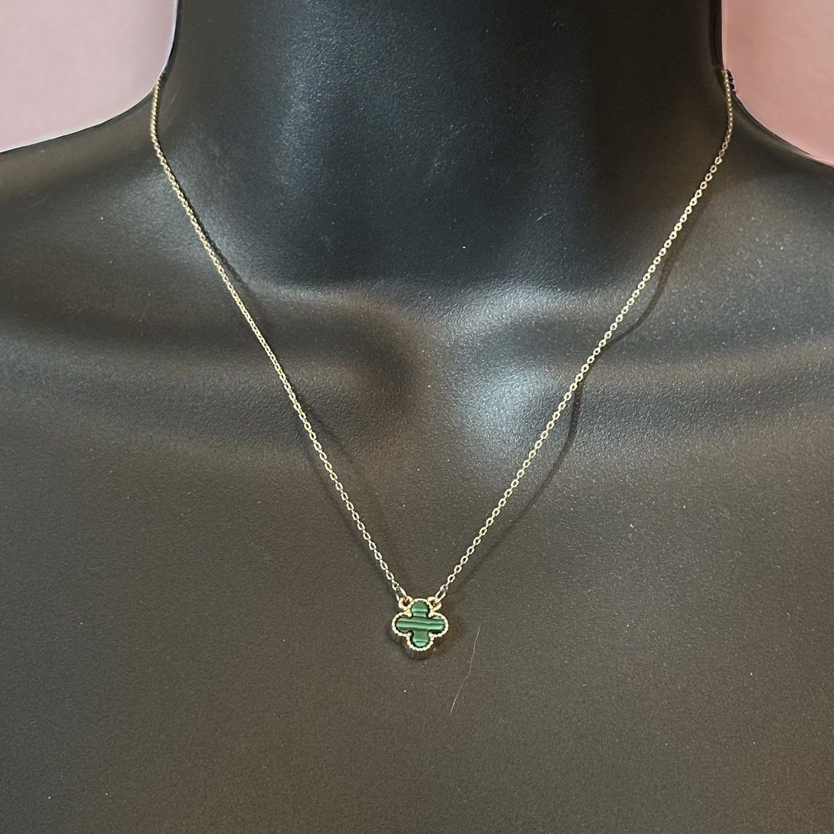 Other Gold tone carved Malachite clover necklace Size ONE SIZE - 1 Thumbnail