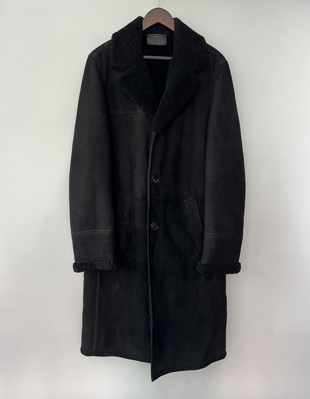 Prada $13.7k Prada Shearling coat Size US M / EU 48-50 / 2 - 6 Thumbnail