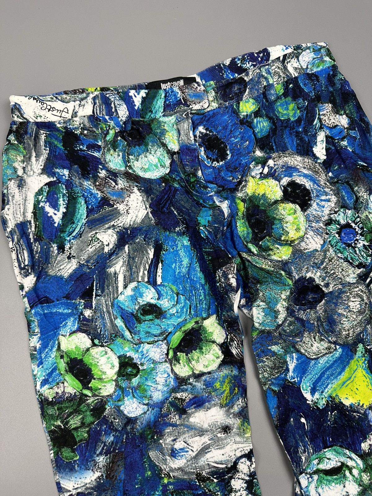 Just Cavalli Just Cavalli Rayon Floral Painted Pants Size 26" / US 2 / IT 38 - 4 Thumbnail