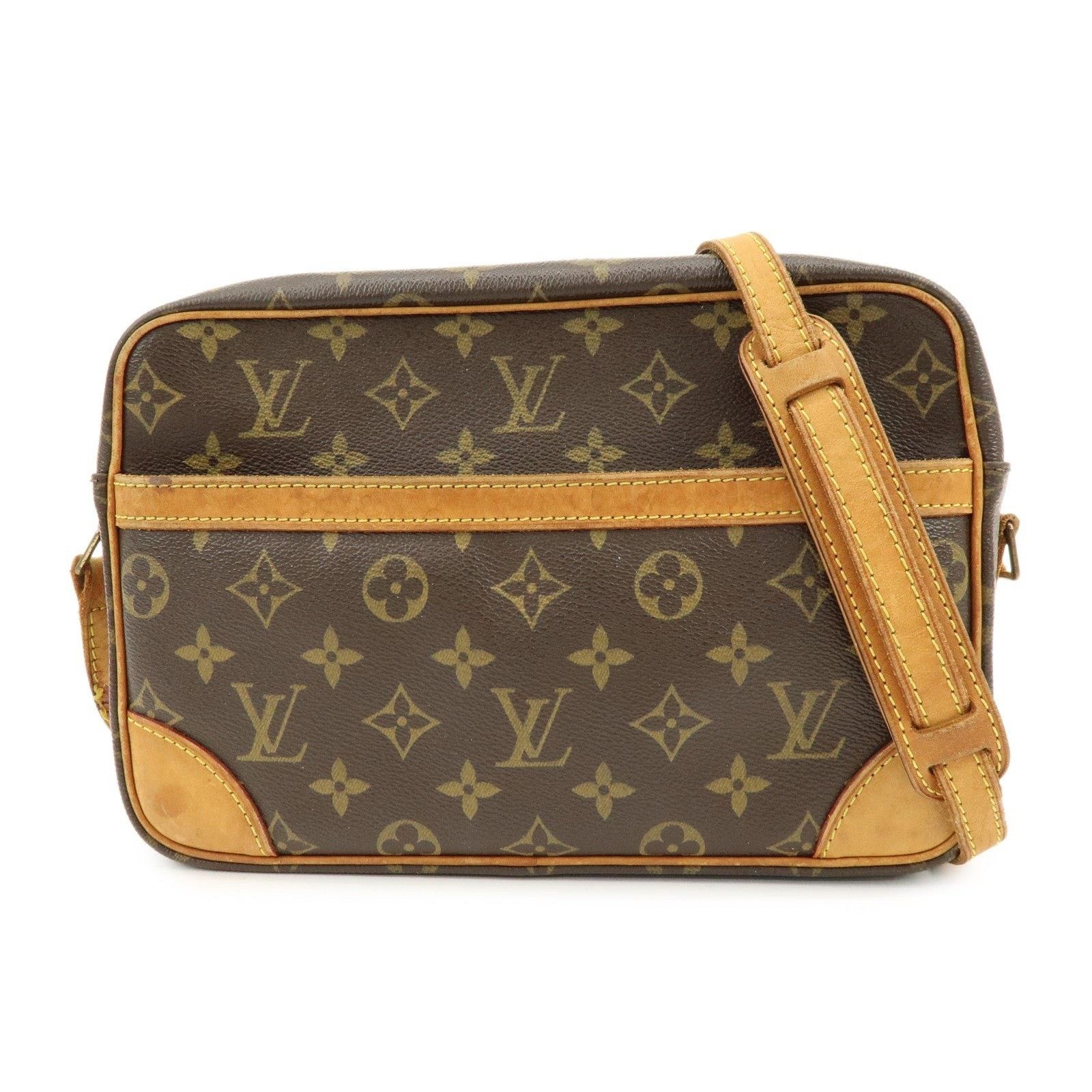 Louis Vuitton Louis Vuitton Monogram Crossbody Bag Size ONE SIZE - 1 Thumbnail