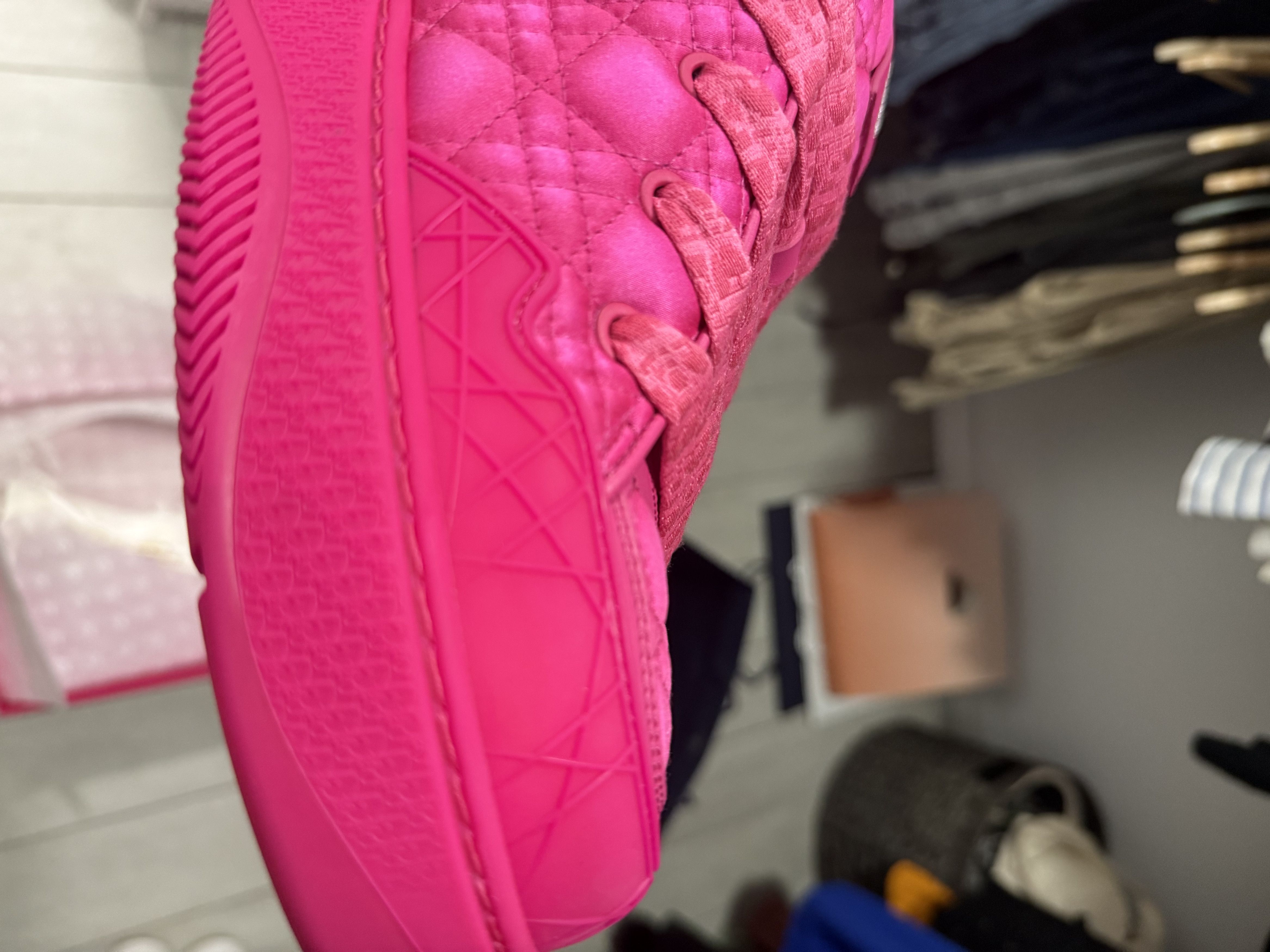 Dior × ERL Dior B9S Skater ERL Fuchsia Kumo Cannage Satin Size US 9 / EU 42 - 13 Thumbnail
