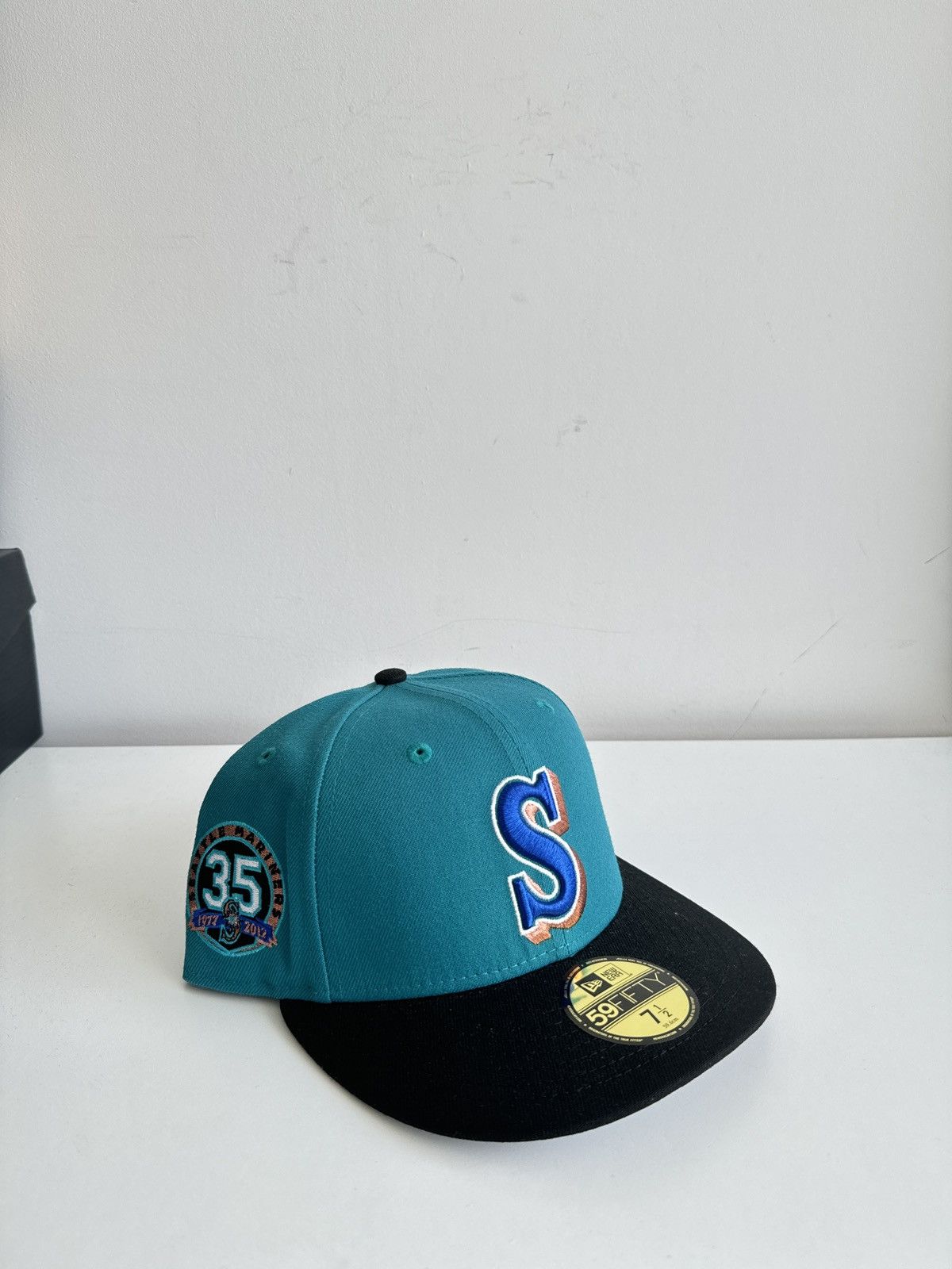 Hat Club × New Era Size 7 1/2 New Era Hatclub Ken Griffey Jr. Seattle Mariners Size ONE SIZE - 1 Thumbnail