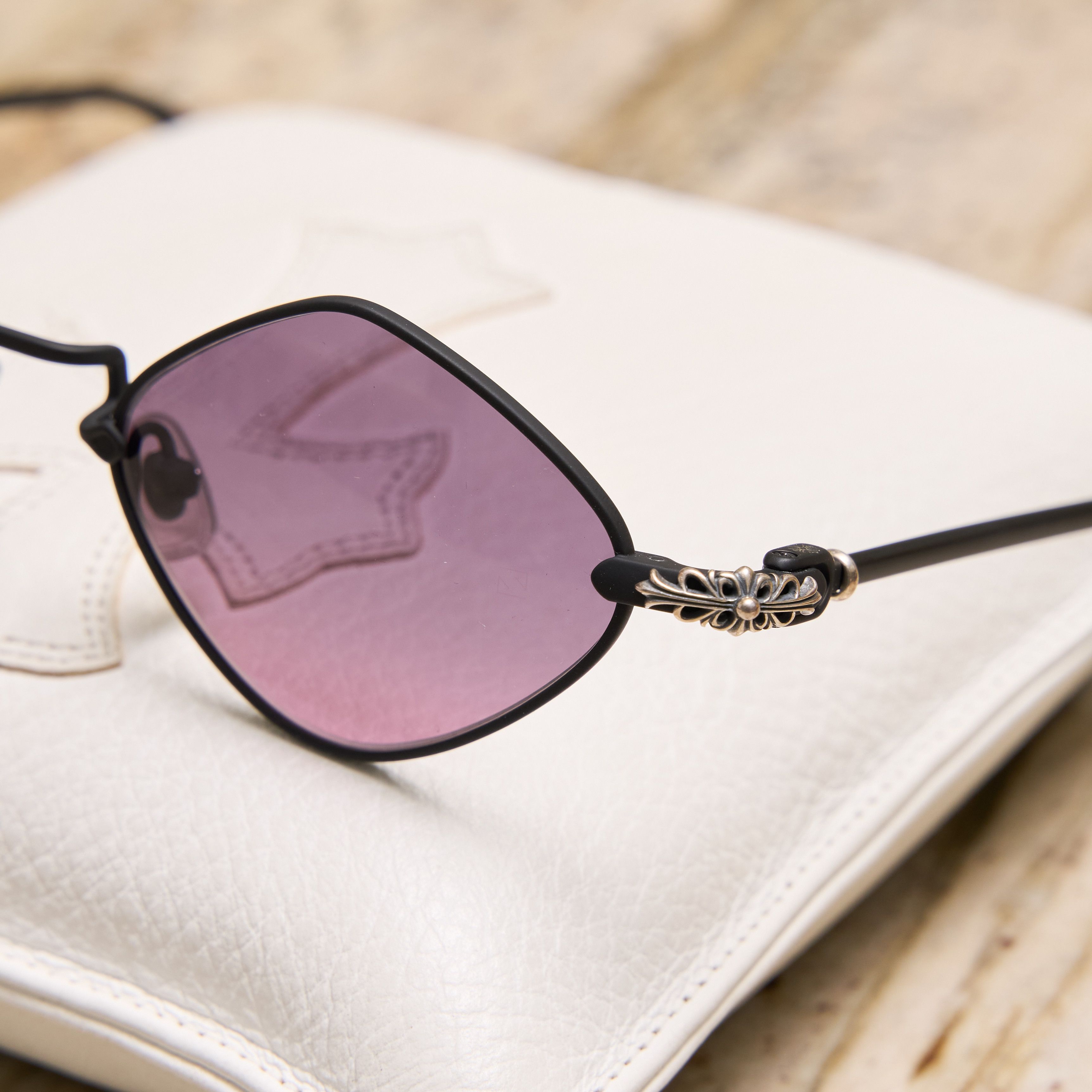 Chrome Hearts CHROME HEARTS DIAMOND DOG Matte Black/Matte Black-Plastic Size ONE SIZE - 3 Thumbnail
