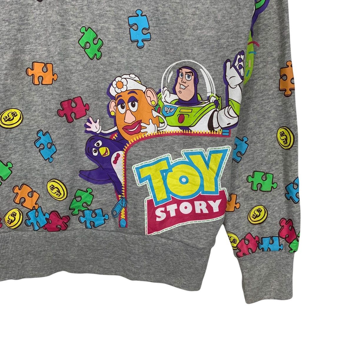 Disney Tokyo Disney Resort Toy Store Big Print Hoodie Size US S / EU 44-46 / 1 - 10 Thumbnail