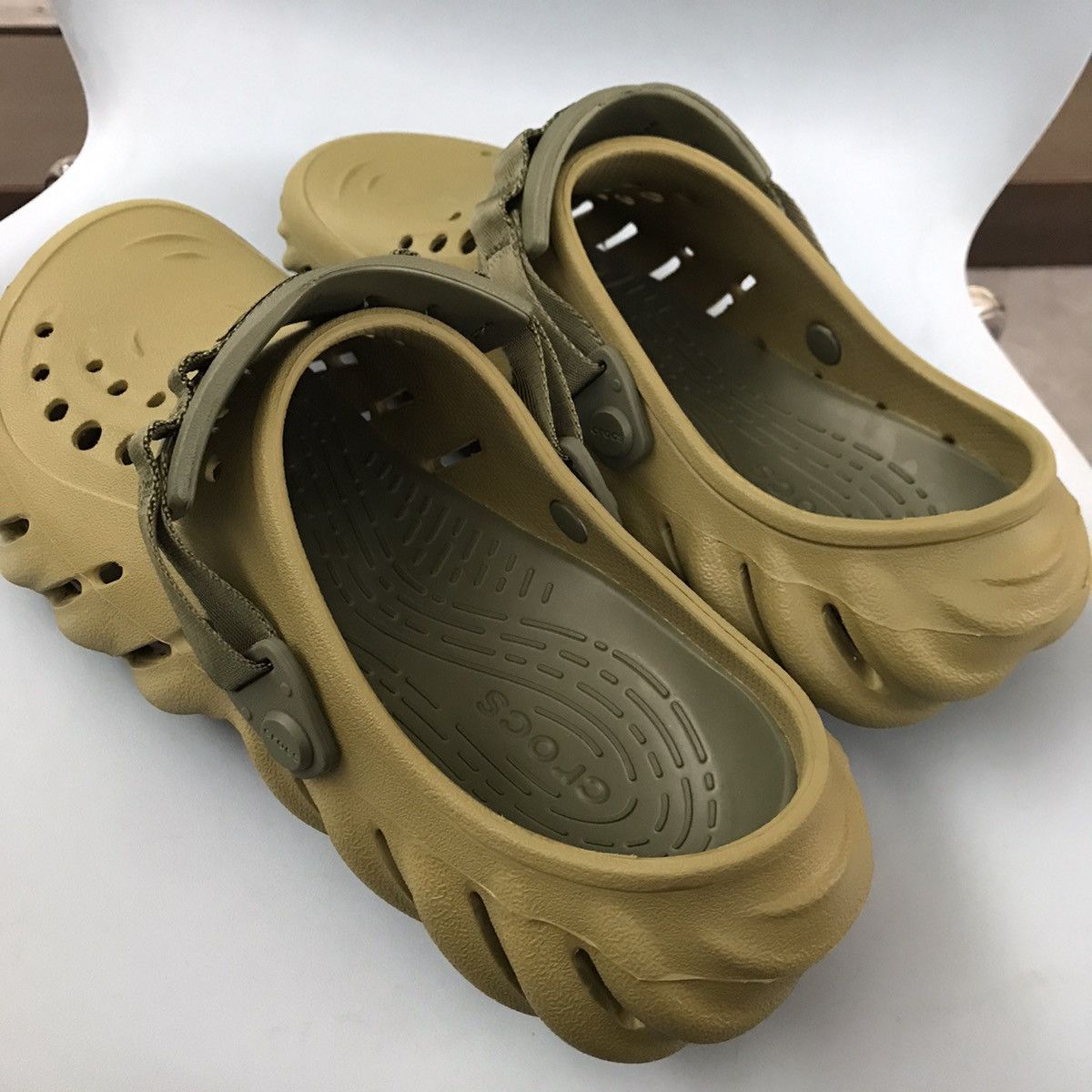 Crocs × Hypebeast Crocs Echo Clog Green Size 8uk 42 eur Designed in Colorado Size US 8 / EU 41 - 11 Thumbnail