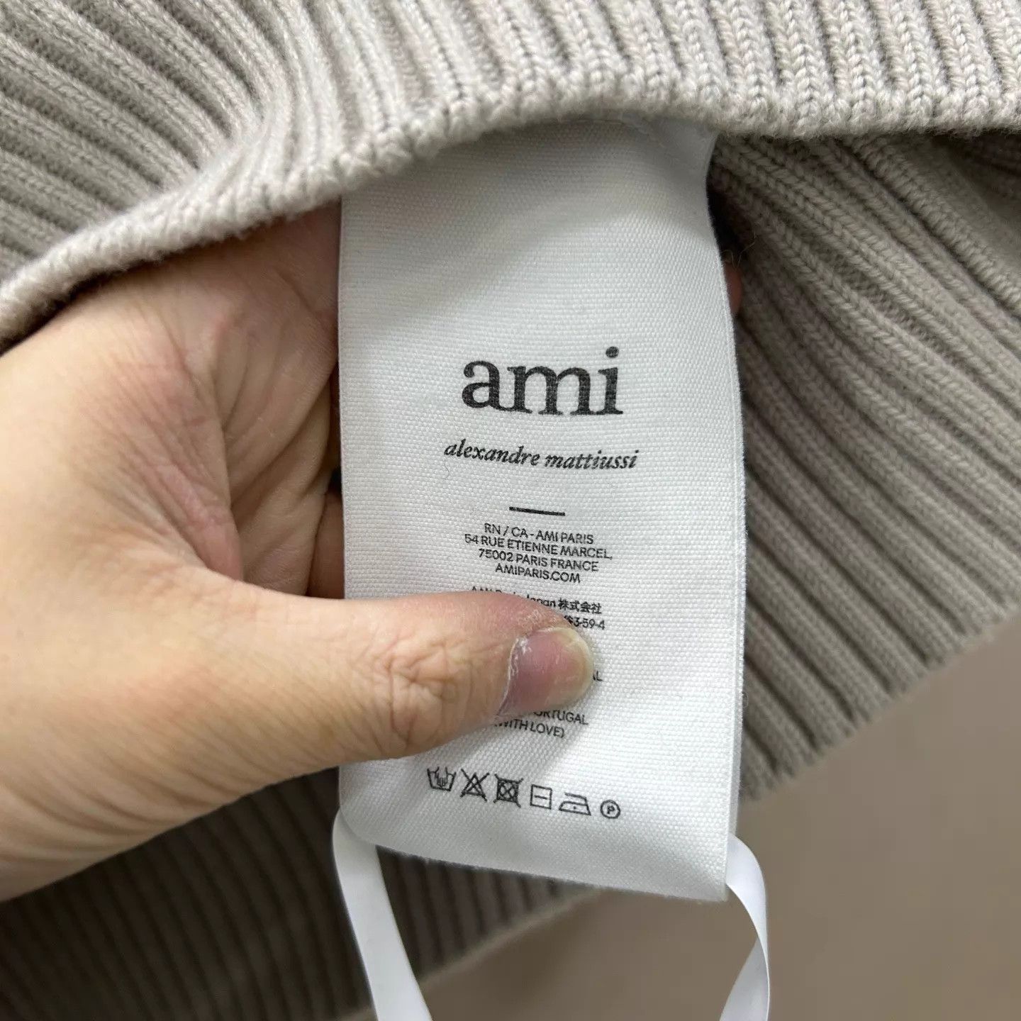 AMI AMI 99 New Camel Wool Heart Crewneck Sweater S Size US S / EU 44-46 / 1 - 4 Thumbnail