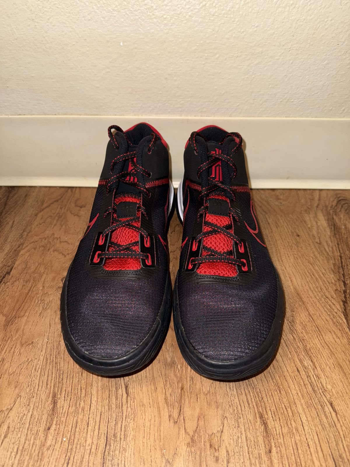 Nike Nike Kyrie 4 Flytrap Black University Red Size US 9 / EU 42 - 2 Thumbnail