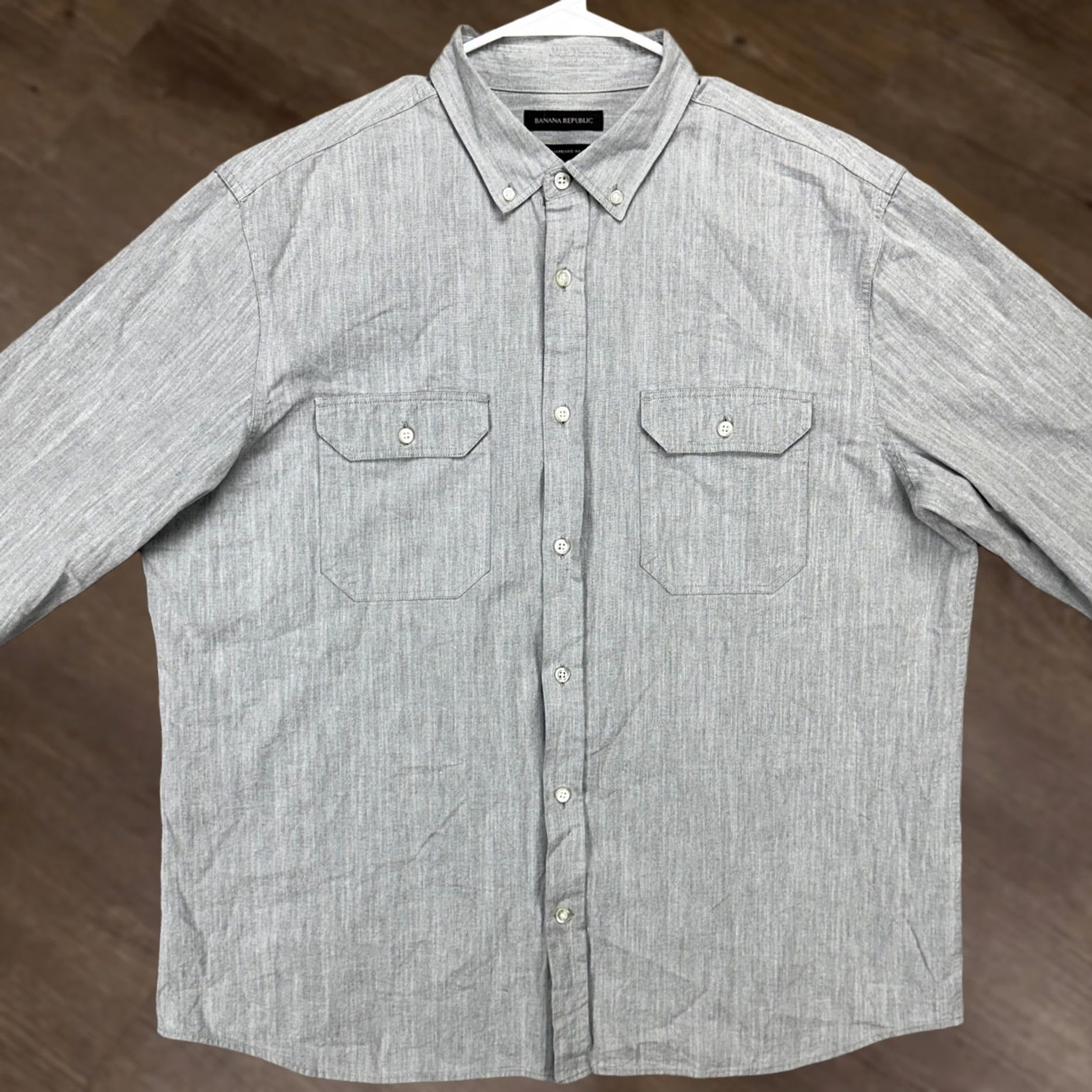 Banana Republic Banana Republic Mens Shirt XL Gray Button Down Long Sleeve Standard Pockets Size US XL / EU 56 / 4 - 1 Thumbnail