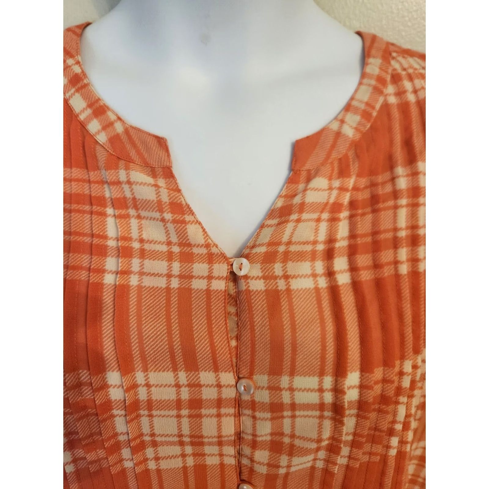 Vintage Serengeti Plaid Orange White Pleated Western Semi Sheer Top Boho 1X Women Blouse Pocketless? Size XL / US 12-14 / IT 48-50 - 2 Thumbnail