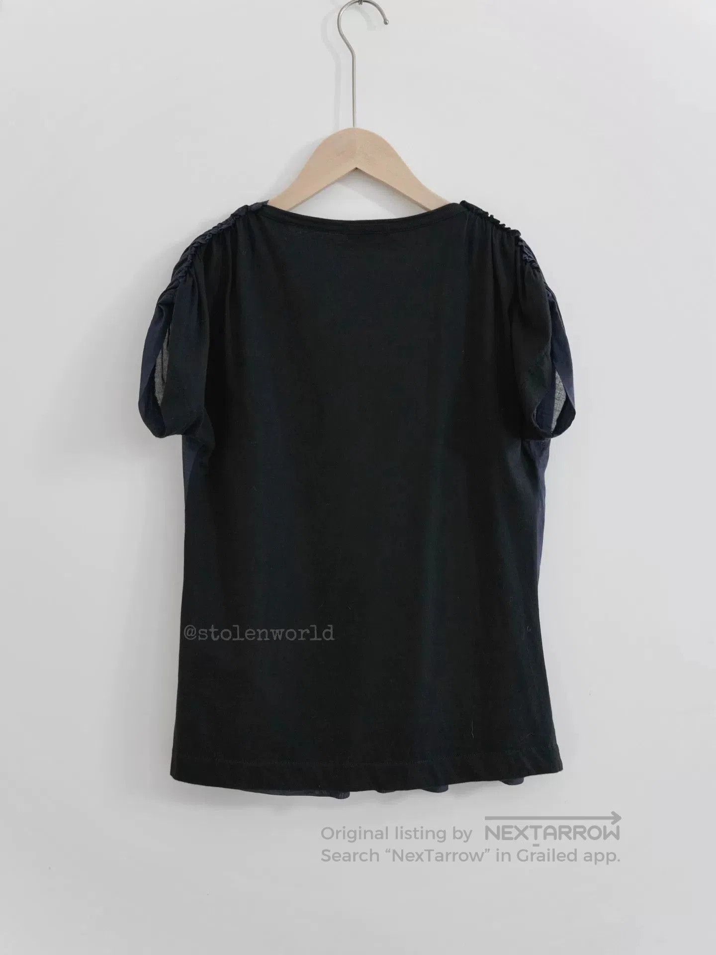 Tricot Comme des Garcons navy flower embroidered top. Size M / US 6-8 / IT 42-44 - 4 Thumbnail