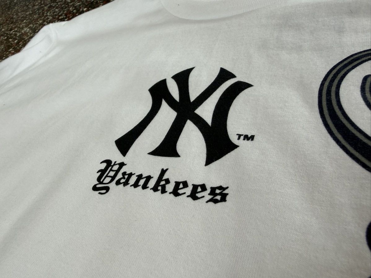 MLB × Supreme Supreme x MLB NY Yankee Tee Size US M / EU 48-50 / 2 - 3 Thumbnail