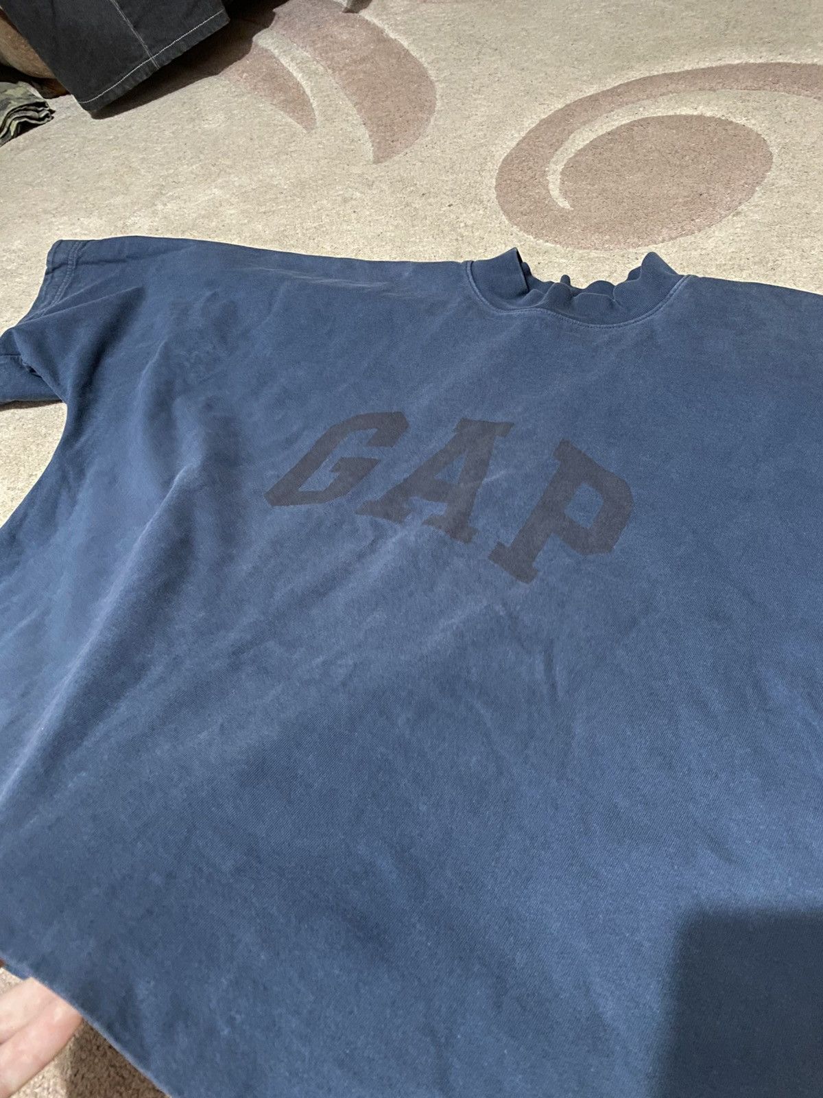 Balenciaga × Gap × Yeezy Balenciaga Yeezy Yzy Gap Cropped NoSeam Dove Tee Size US M / EU 48-50 / 2 - 11 Thumbnail