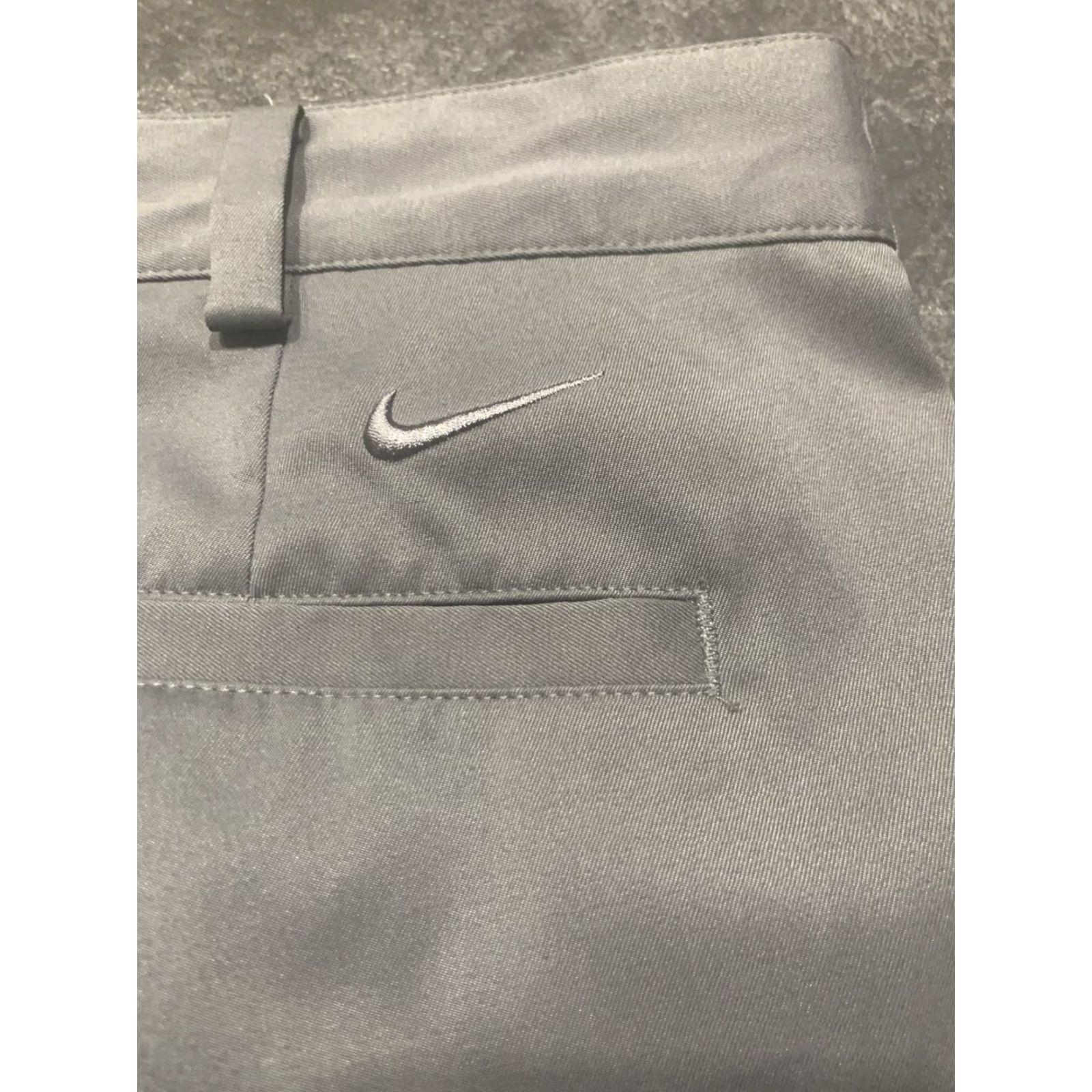 Nike Nike Golf Shorts Men Flat Front Gray 36 Dri-Fit Casual/Golf 36 Mens USA Space Pockets Regular Size US 36 / EU 52 - 3 Thumbnail