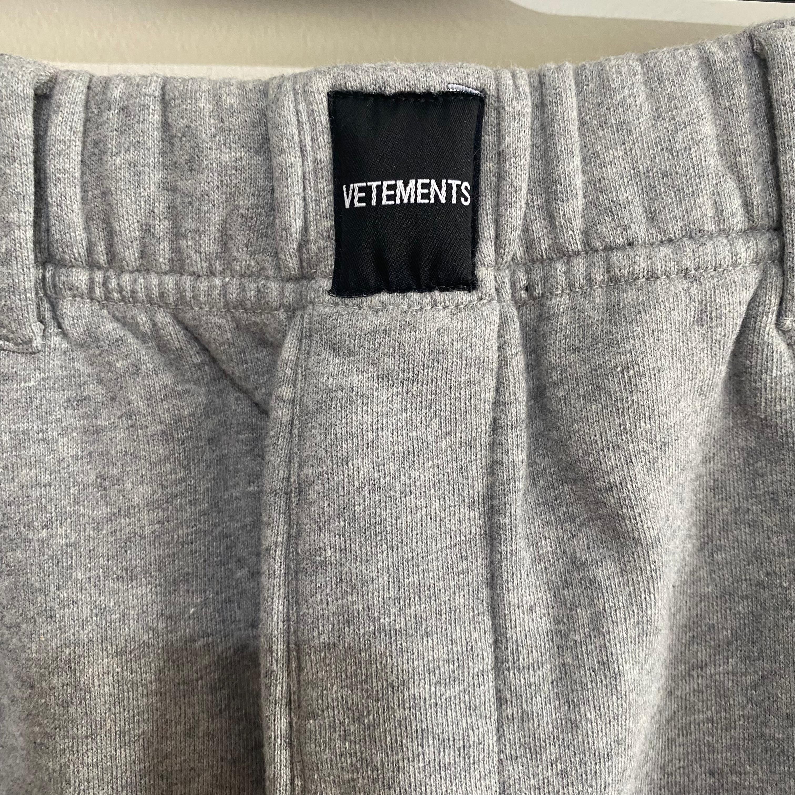 Vetements Runway Grey Simple Logo Sweatpants Size US 30 / EU 46 - 3 Thumbnail